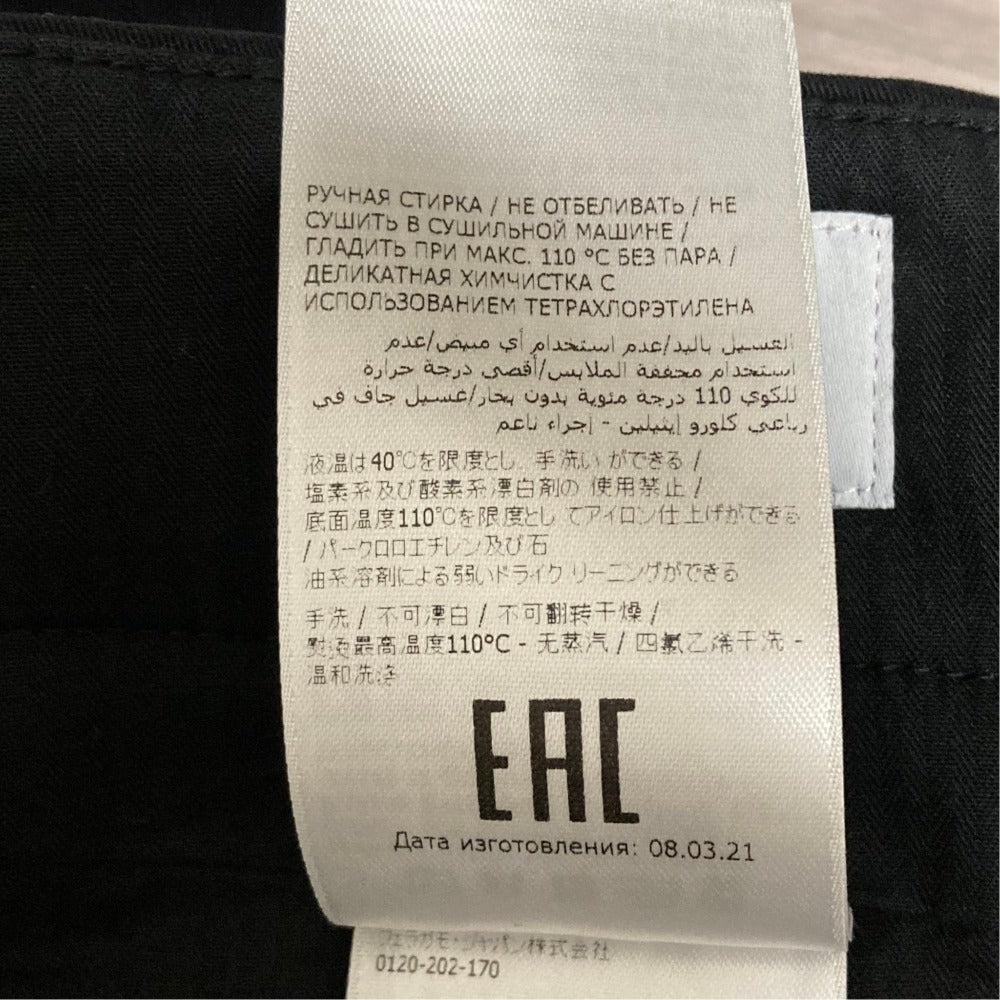 サルヴァトーレ フェラガモ コットンショートパンツ