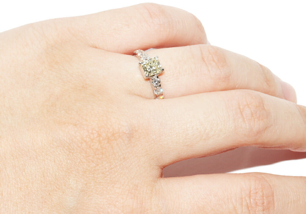 Pt900 プラチナ ダイヤモンド リング 1.013ct ライト イエロー-SI1-ミディアム ブルー