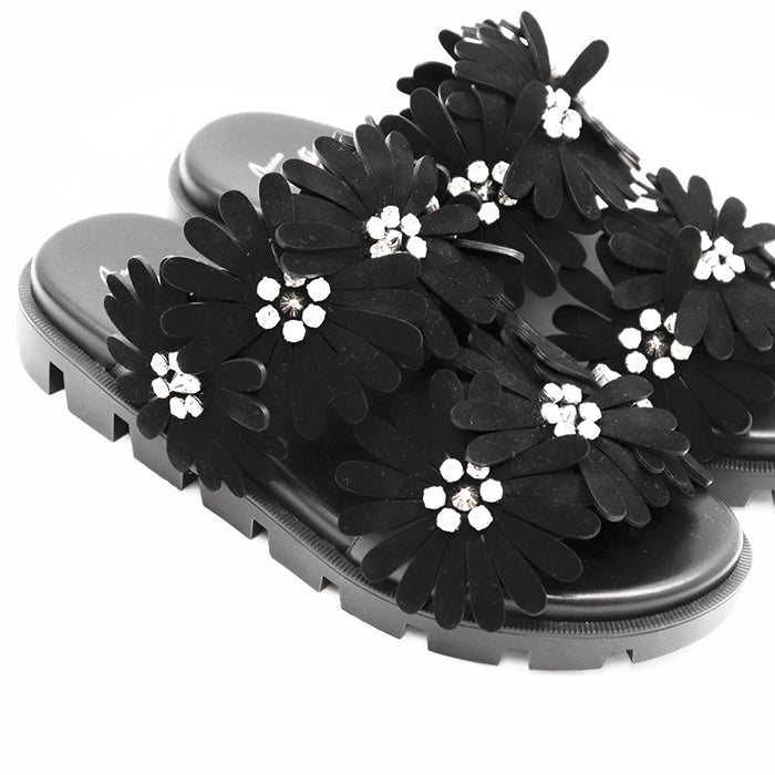 クリスチャンルブタン FLORA COOL FLAT レザーサンダル
