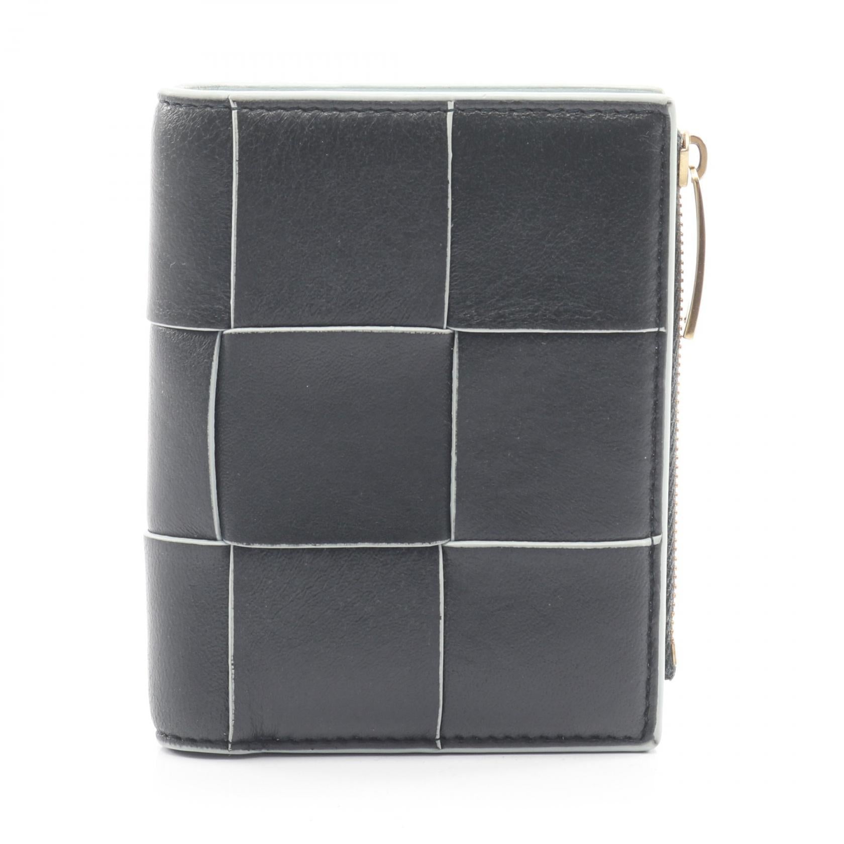 ボッテガ・ヴェネタ カセット レザー 財布