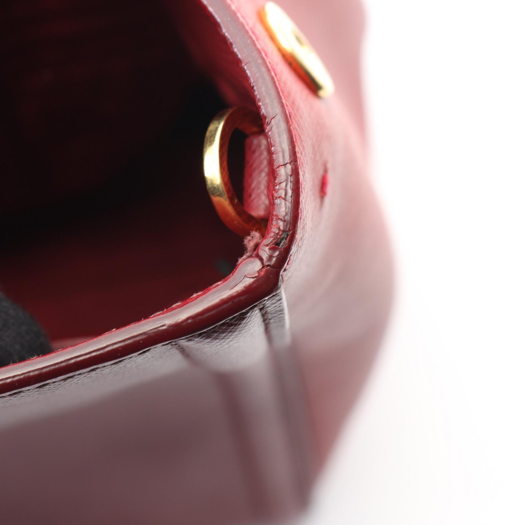 プラダ サフィアーノレザー ハンドバッグ