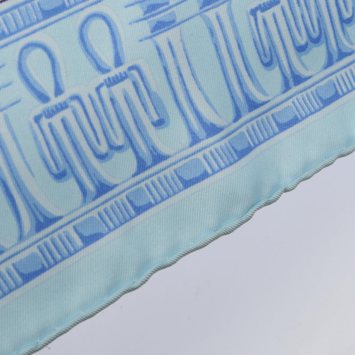 エルメス カレ90 TUTANKHAMUN シルクスカーフ