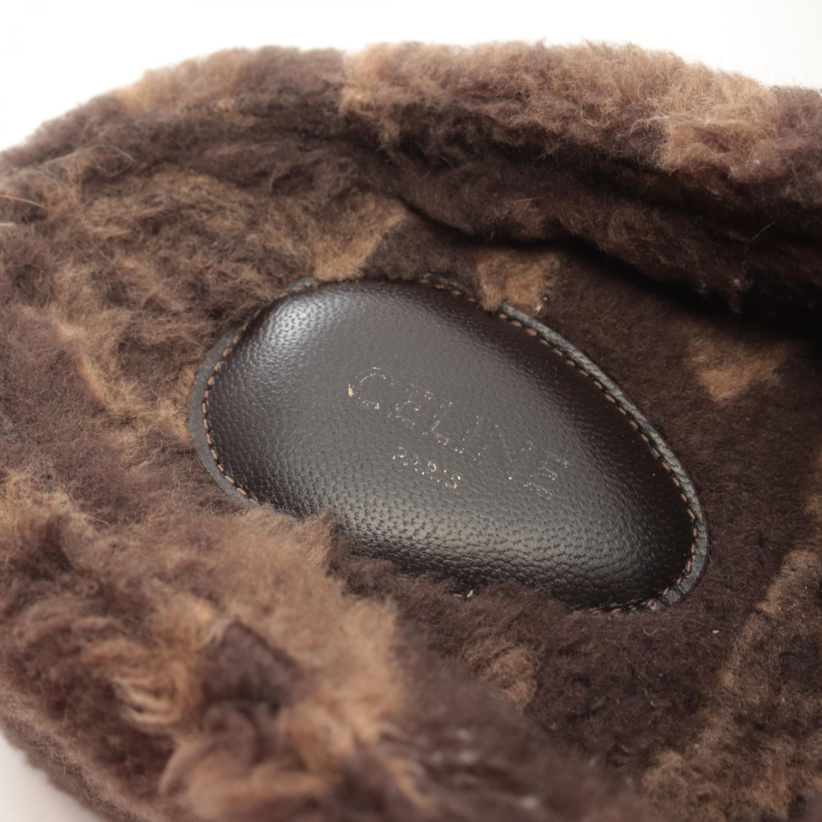 セリーヌ トリオンフ ウール ミュール サンダル