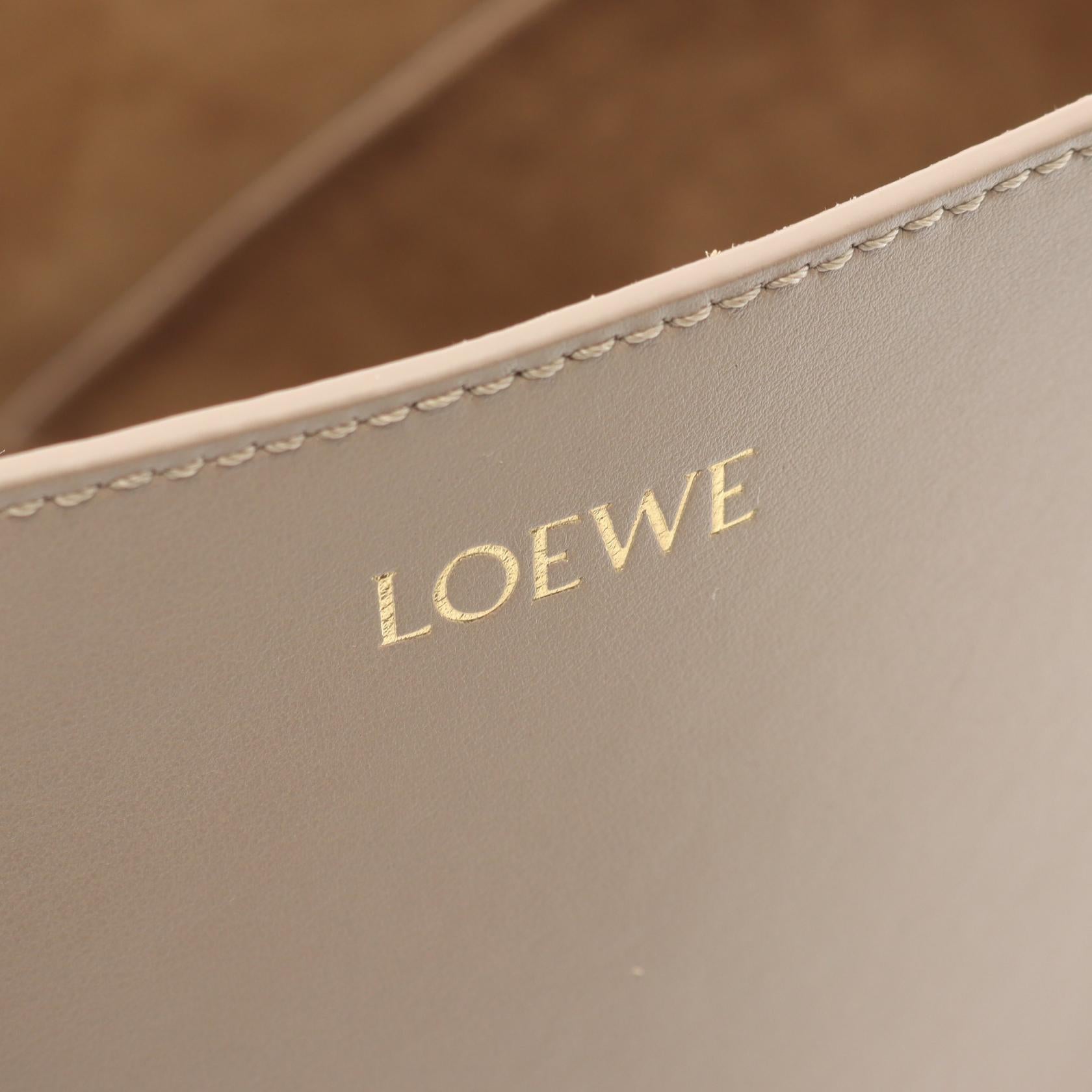 ロエベ パズルトート ミディアム レザー トートバッグ