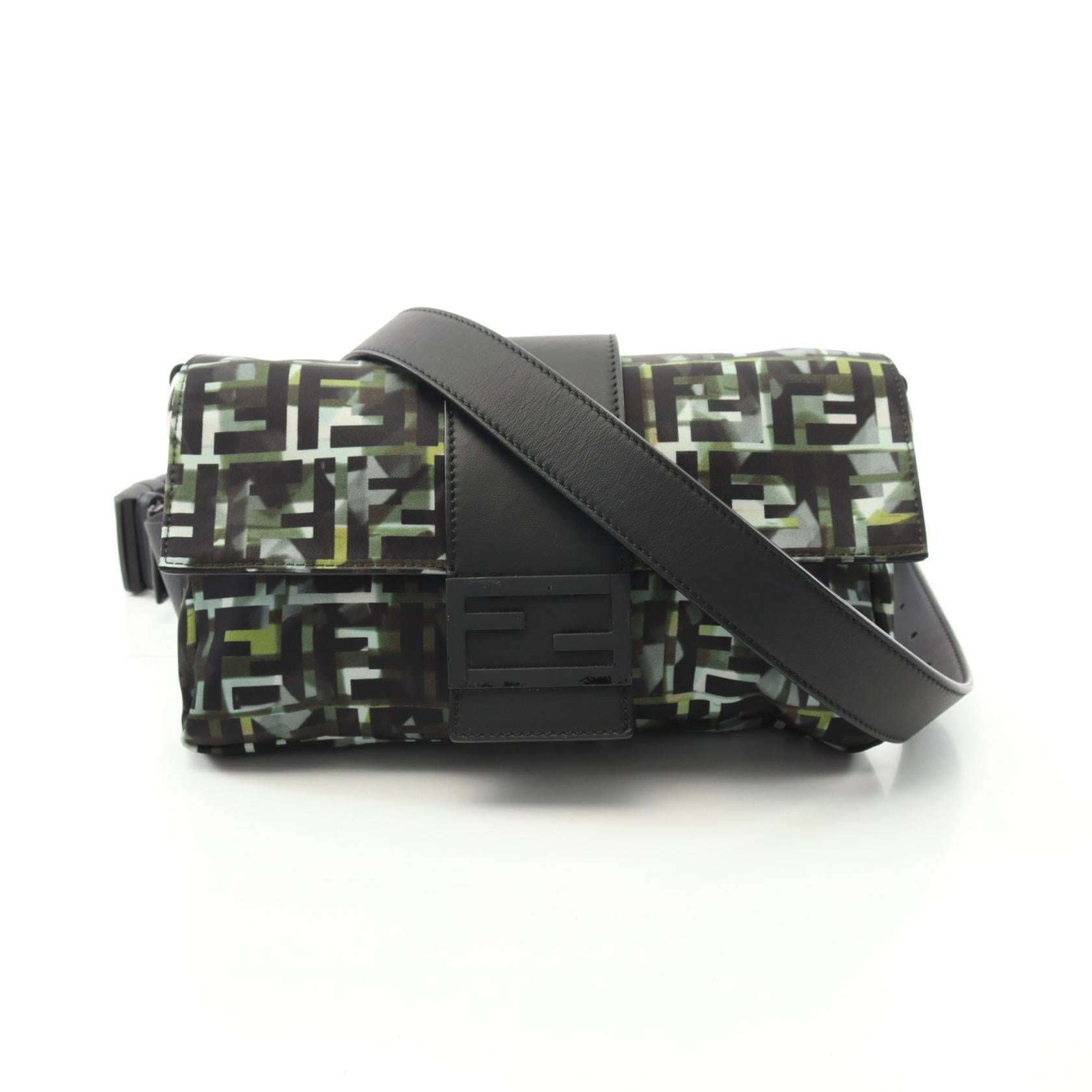 フェンディ マンマ バゲット ウエストバッグ