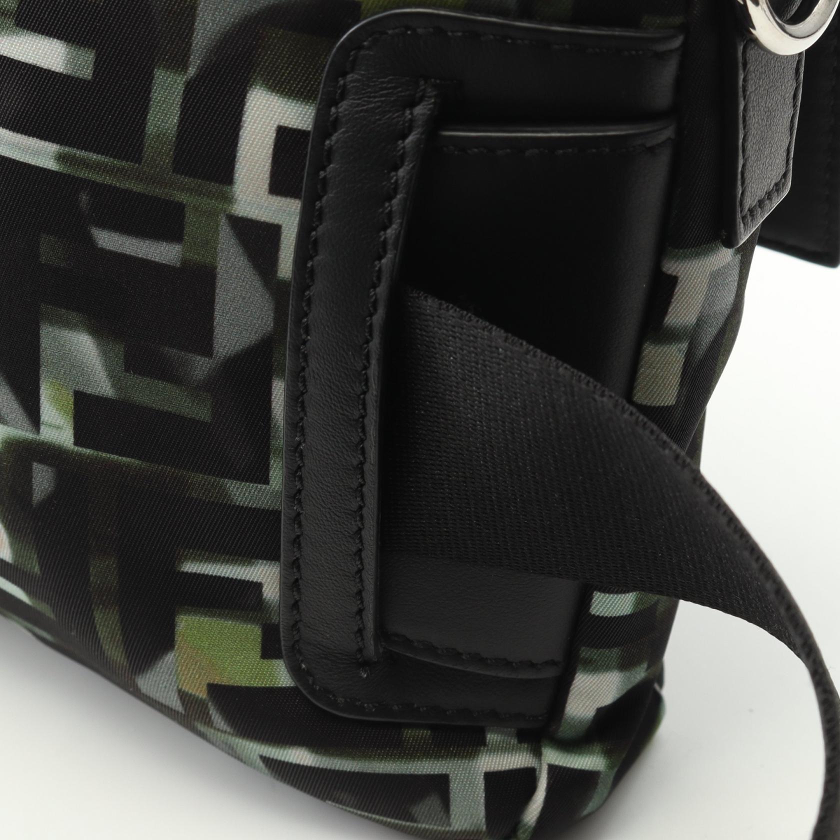 フェンディ マンマ バゲット ウエストバッグ