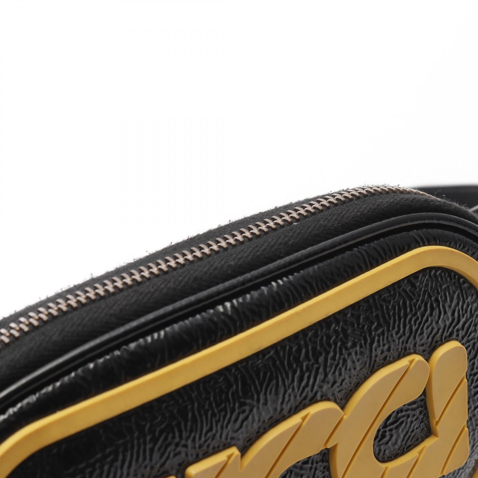 グッチ ゲームパッチロゴ パテントレザー ベルトバッグ