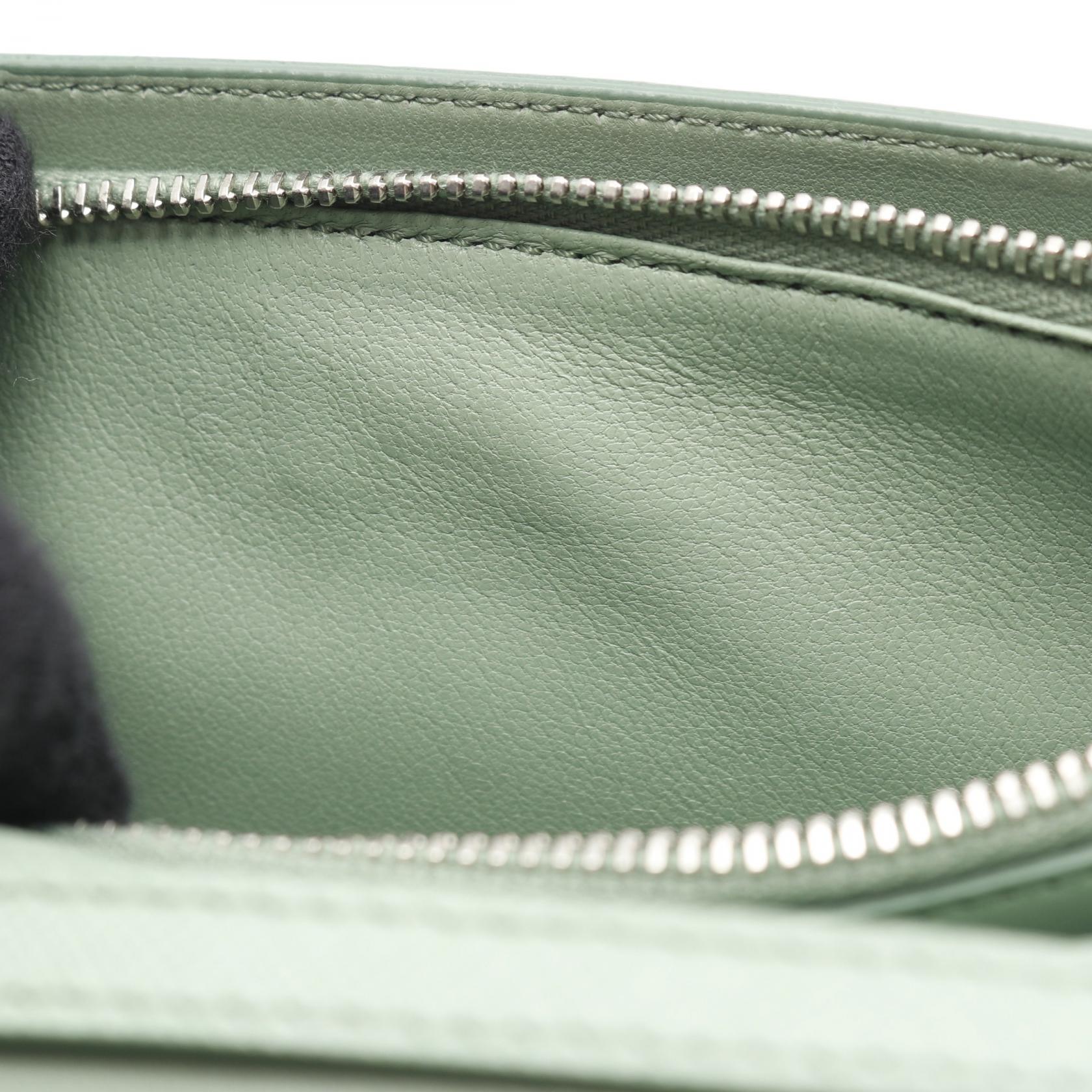 プラダ SAFFIANO LUX ショルダーバッグ