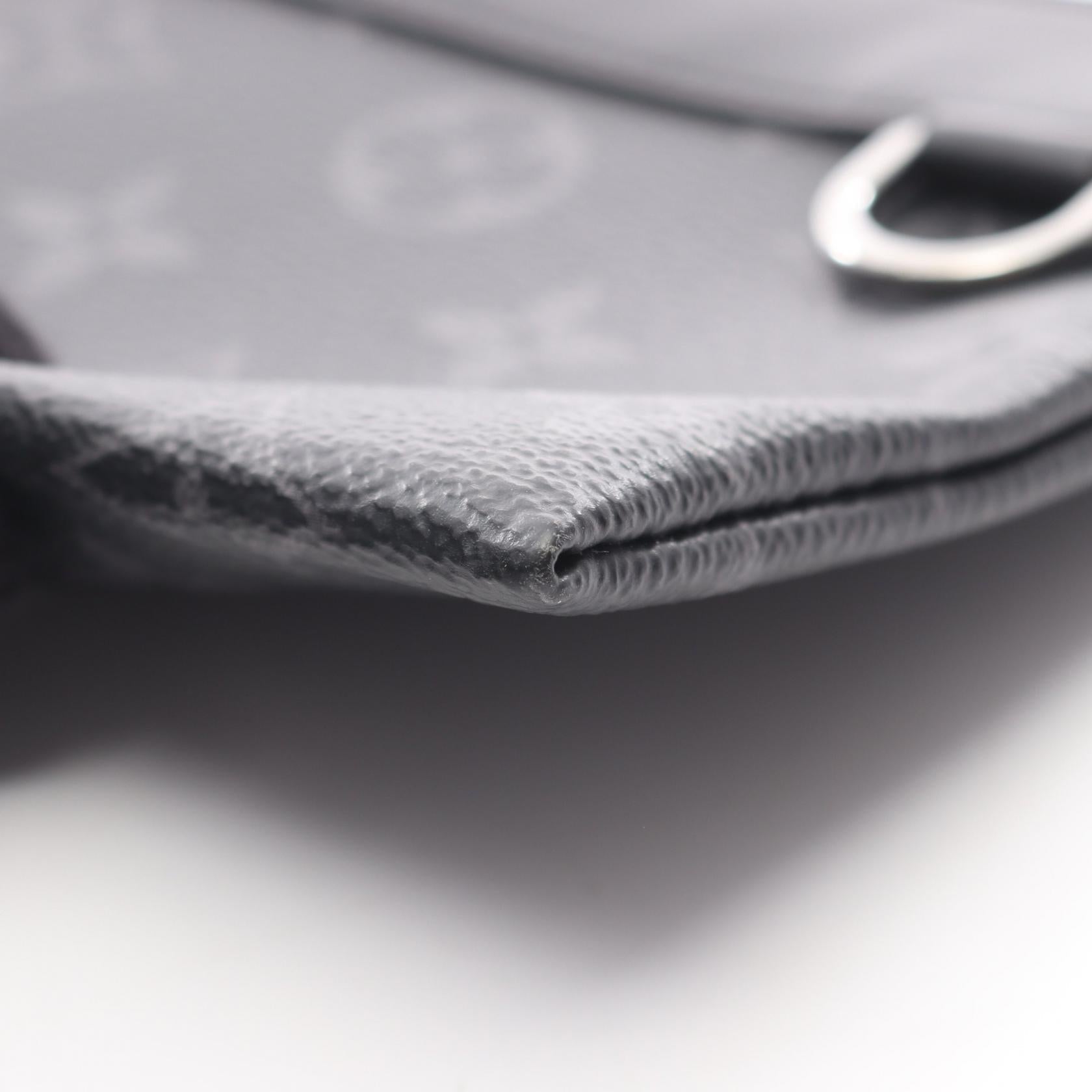 ルイ・ヴィトン ポシェット ディスカバリー PM