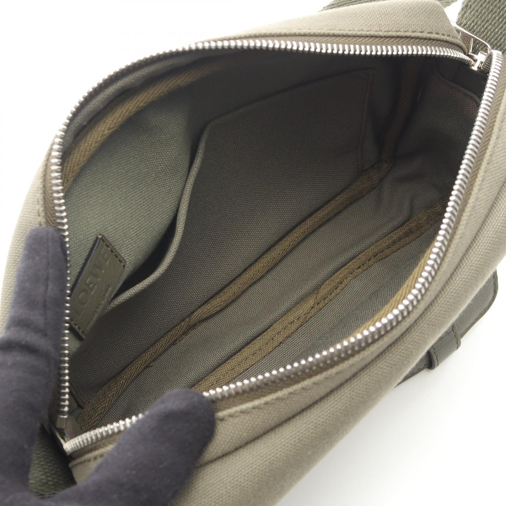 ロエベ MILITARY MESSENGER SIGNAT キャンバス レザー ショルダーバッグ