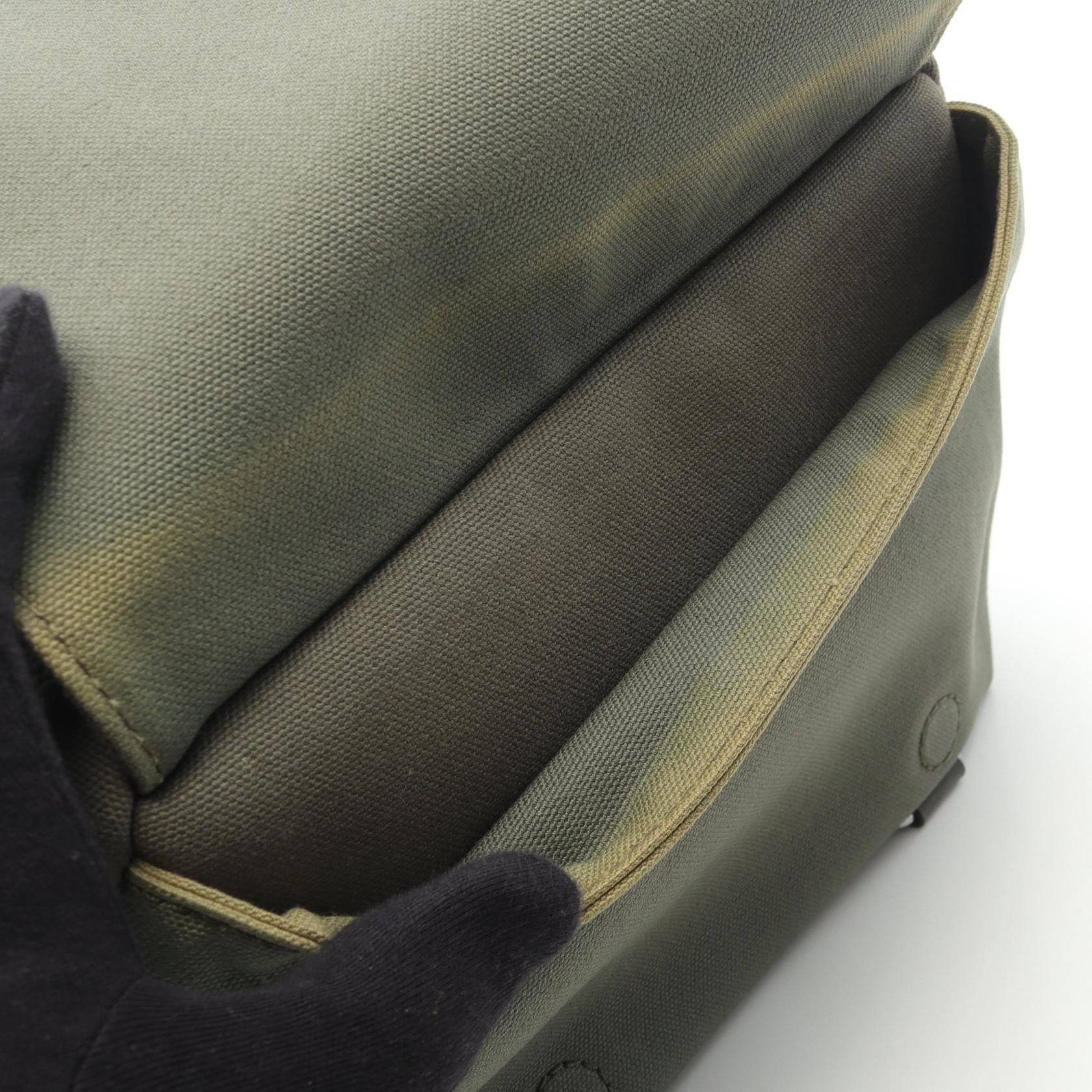 ロエベ MILITARY MESSENGER SIGNAT キャンバス レザー ショルダーバッグ