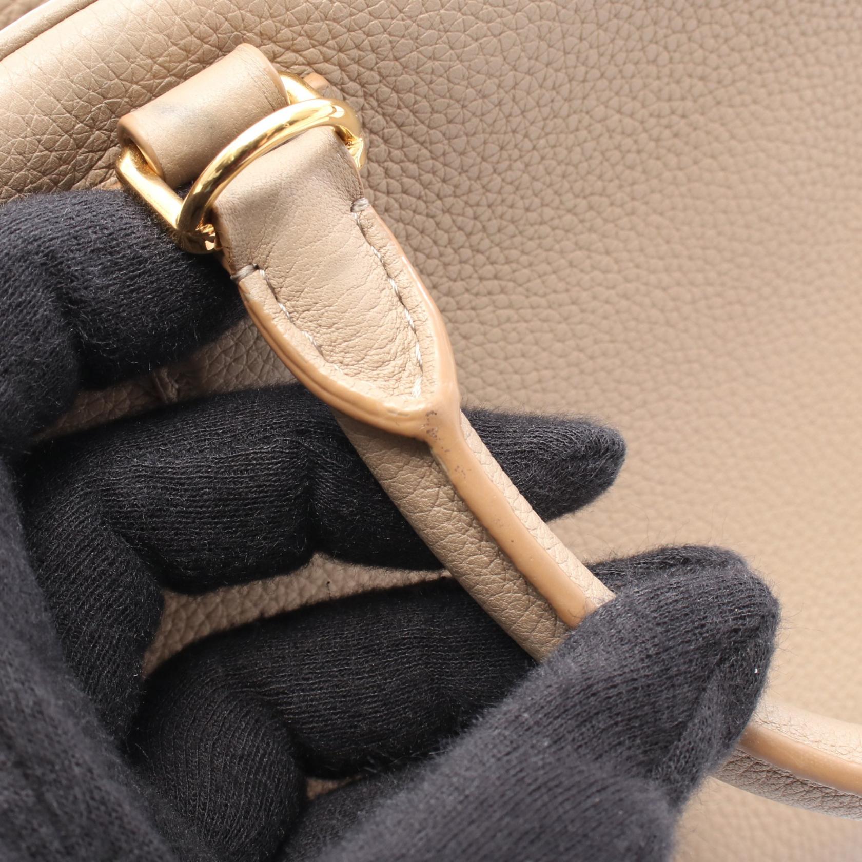 ロエベ アマソナ 19 レザー ハンドバッグ