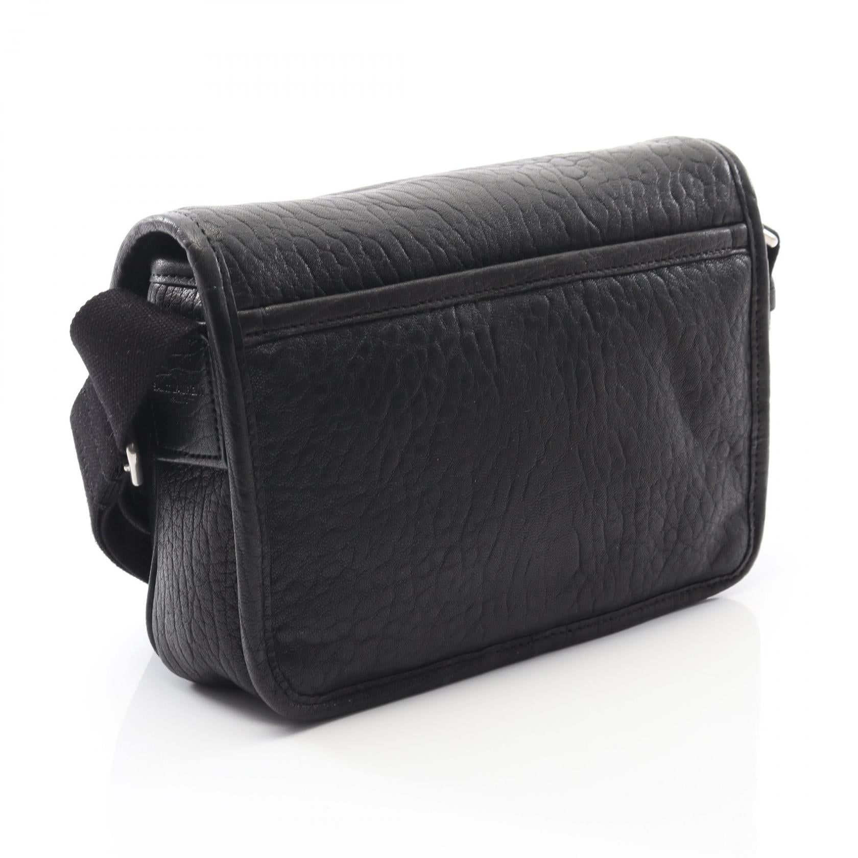 イヴサンローラン ニキ スモール レザー ショルダー バッグ