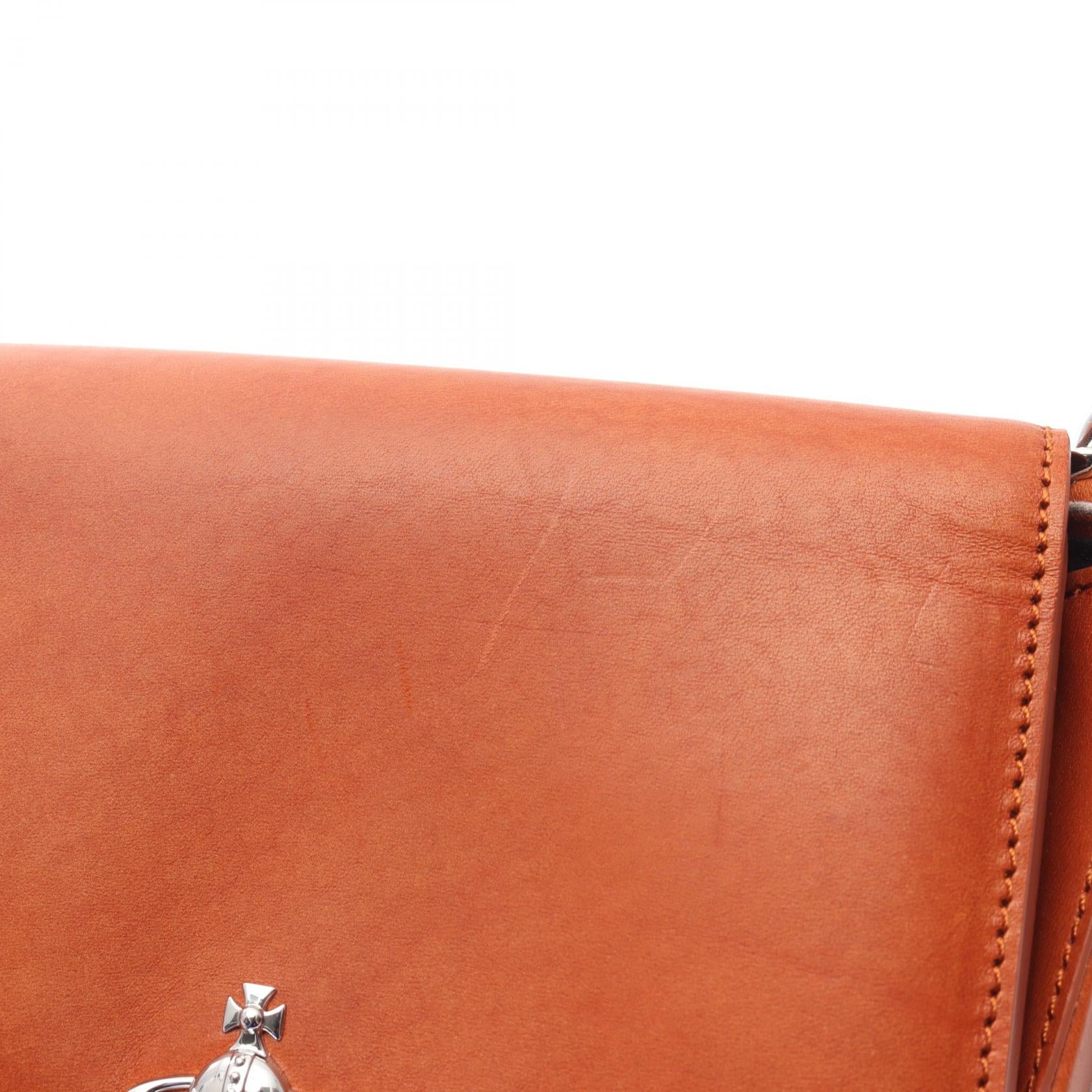 ヴィヴィアンウエストウッド Sapphire Crossbody レザーショルダーバッグ