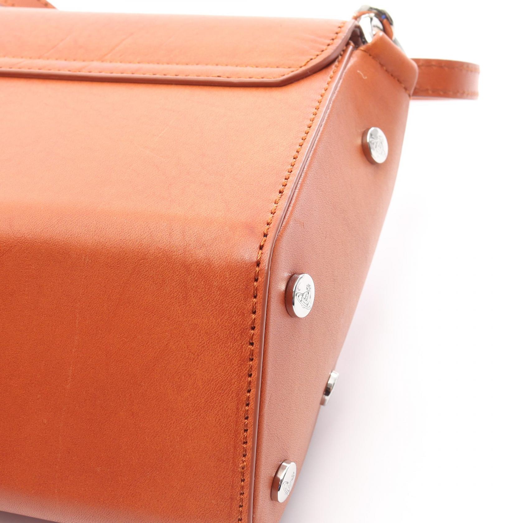 ヴィヴィアンウエストウッド Sapphire Crossbody レザーショルダーバッグ