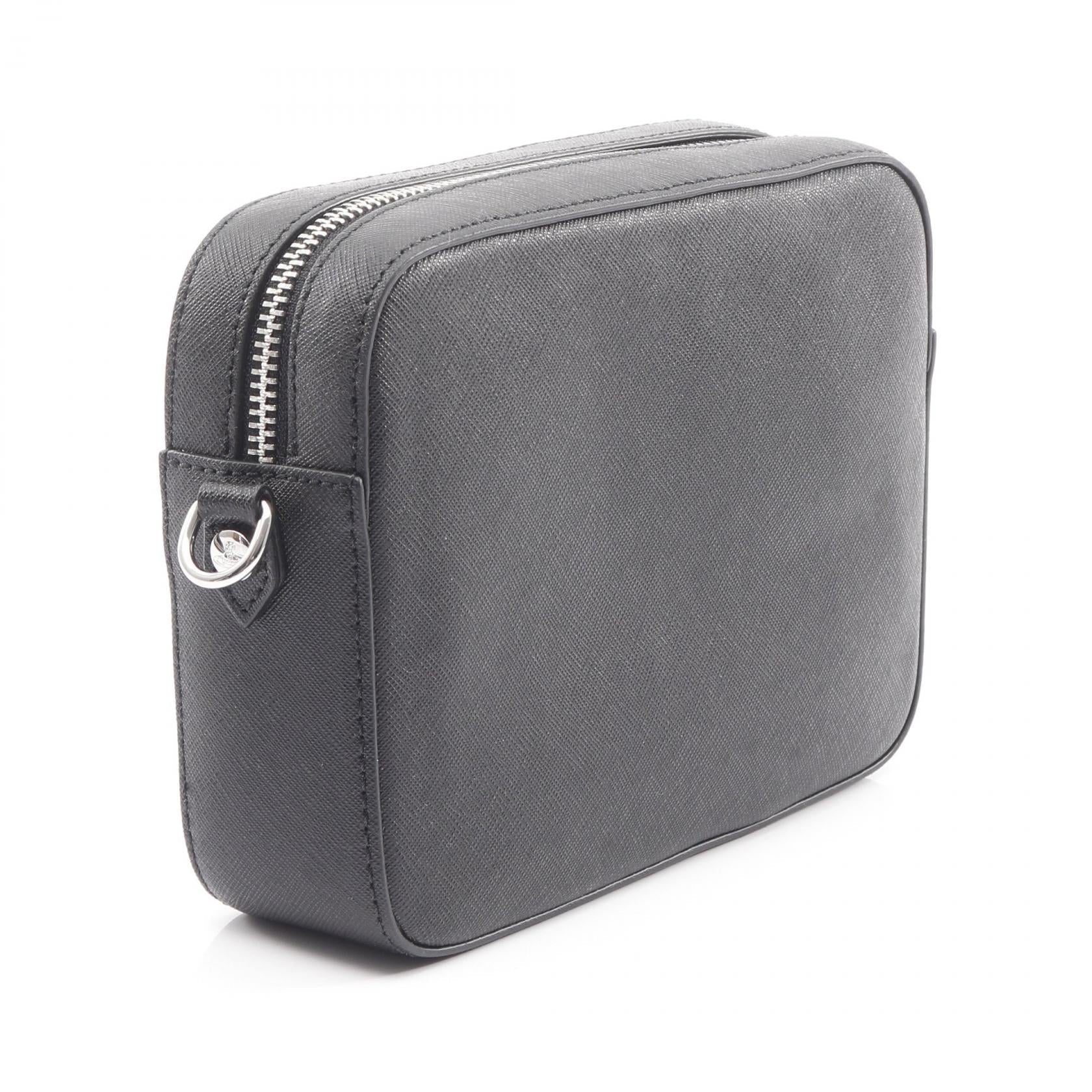 ヴィヴィアン ウエストウッド サフィアーノ カメラバッグ