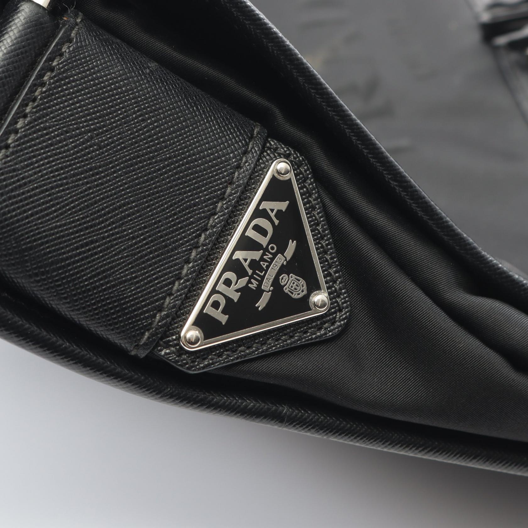 プラダ TESSUTO SAFFIANO ショルダーバッグ