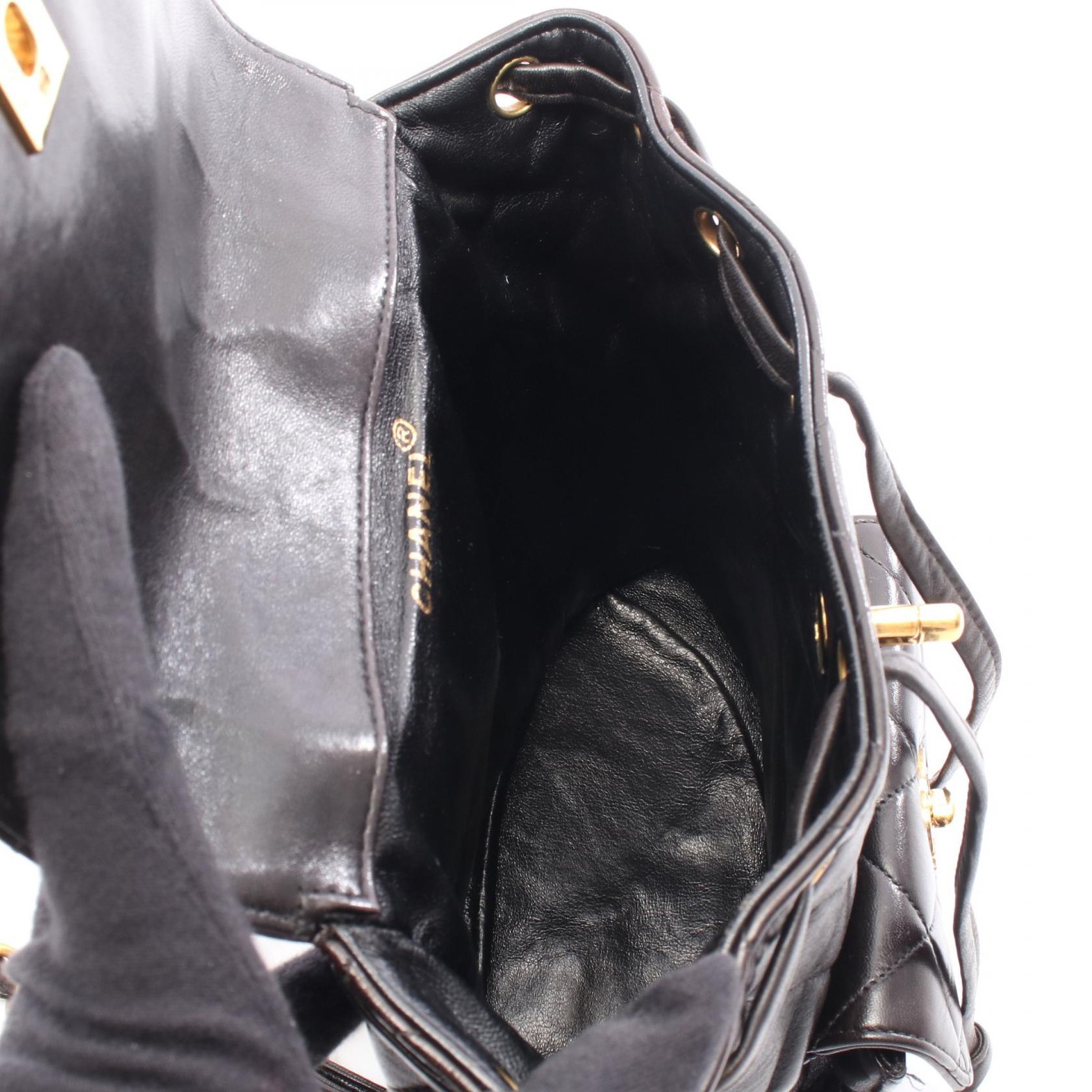 シャネル マトラッセ ラムスキン バックパック