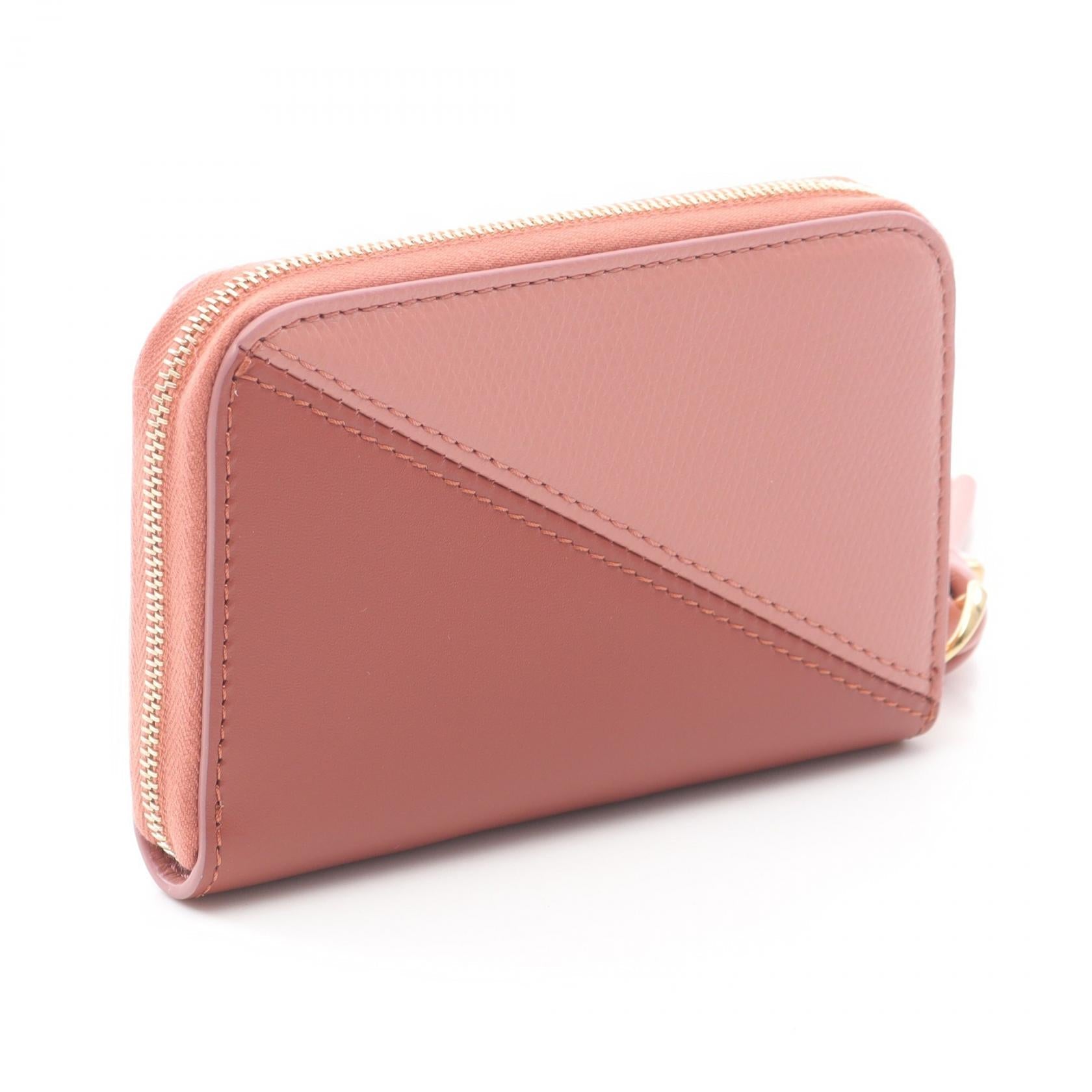 フェンディ FFダイヤモンド レザーラウンド財布