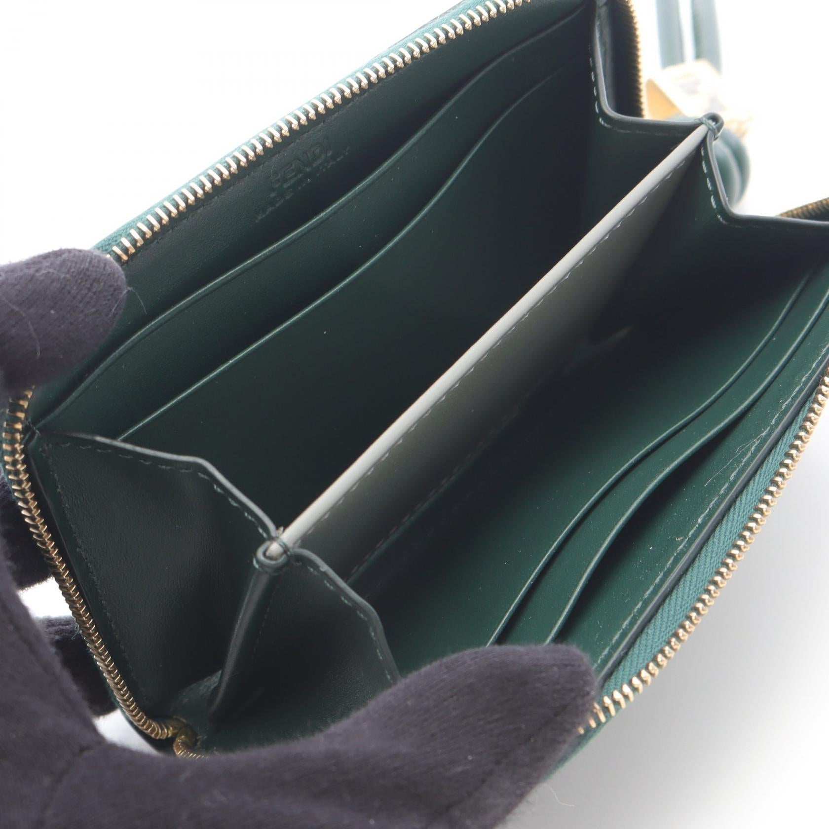 フェンディ FFダイヤモンド レザーラウンド財布