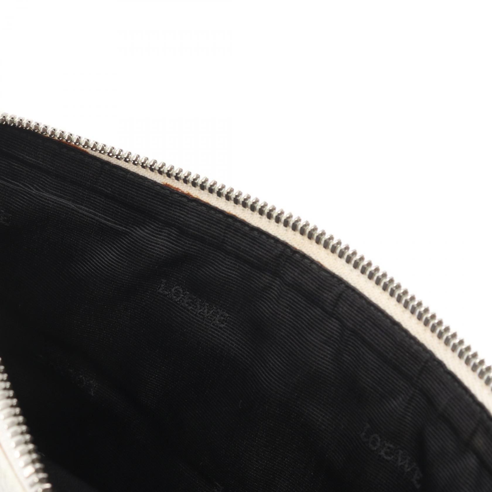 ロエベ レザーショルダーバッグ