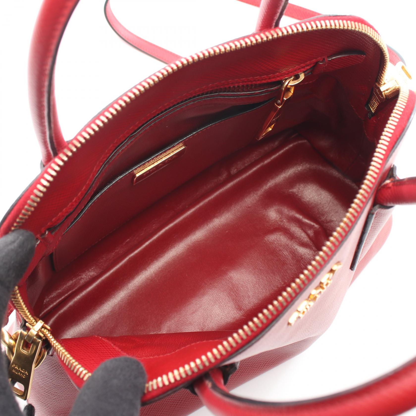 プラダ SAFFIANO CUIR ハンドバッグ