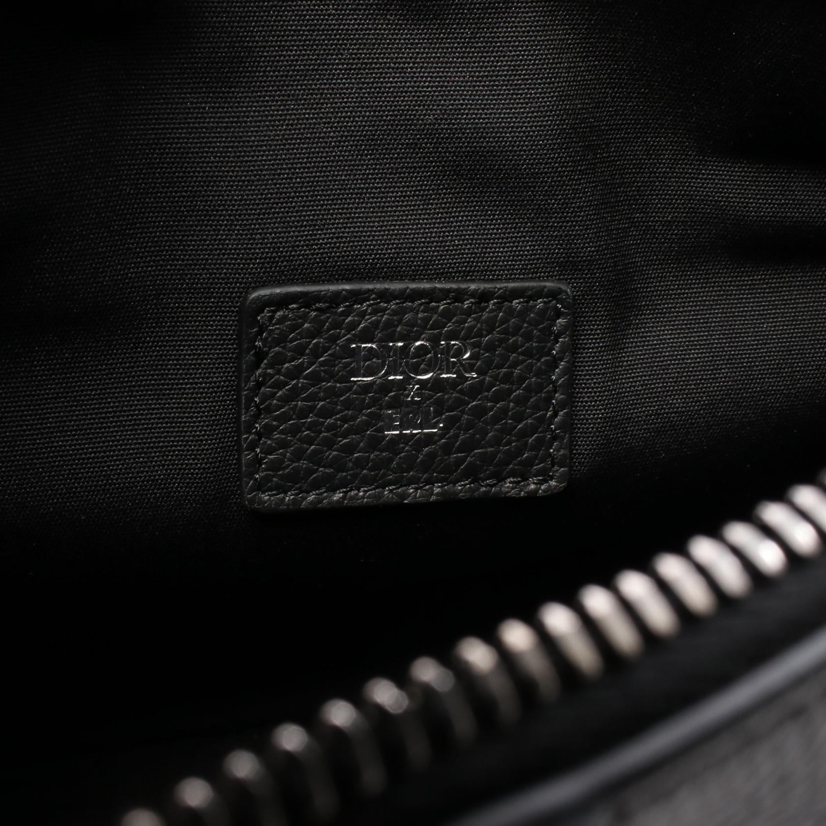 ディオール DIOR × ERL SADDLE レザーウエストバッグ