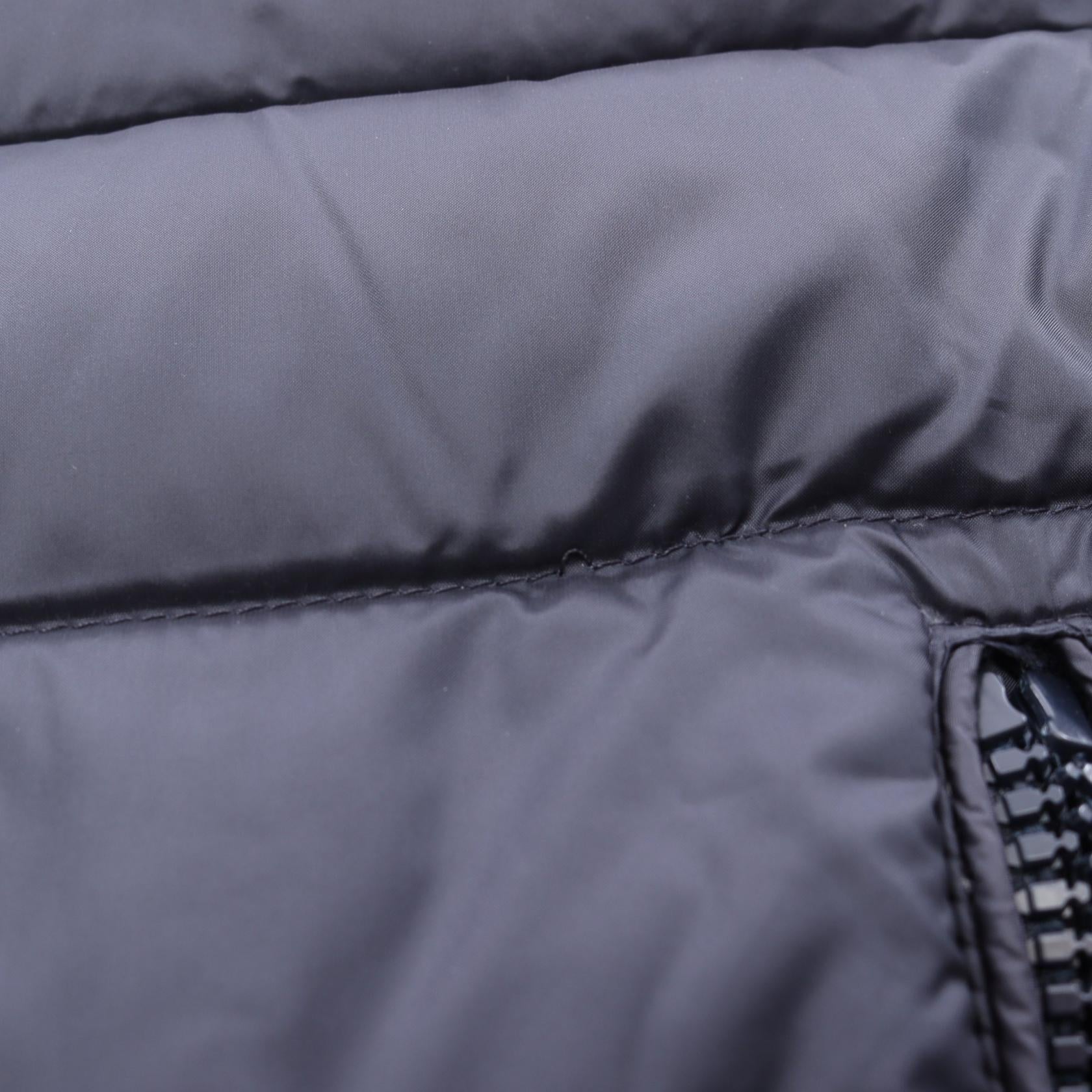 モンクレール GILET ダウンベスト