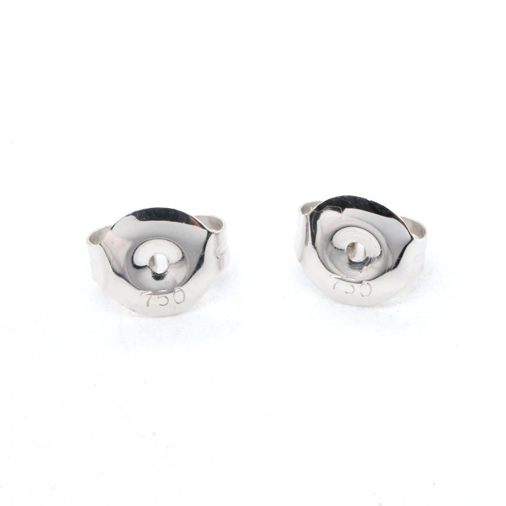 ジュエリー K18WG グリーンガーネットブラックダイヤモンドピアス