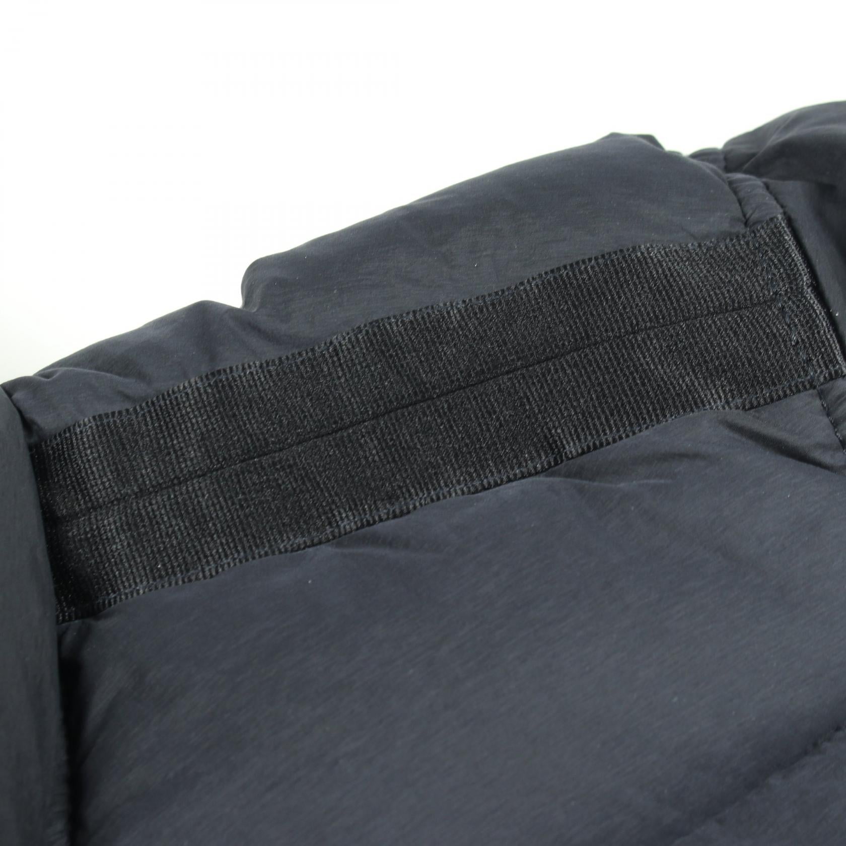 ストーンアイランド SEAMLESS TUNNEL NYLON DOWN ナイロンダウンジャケット