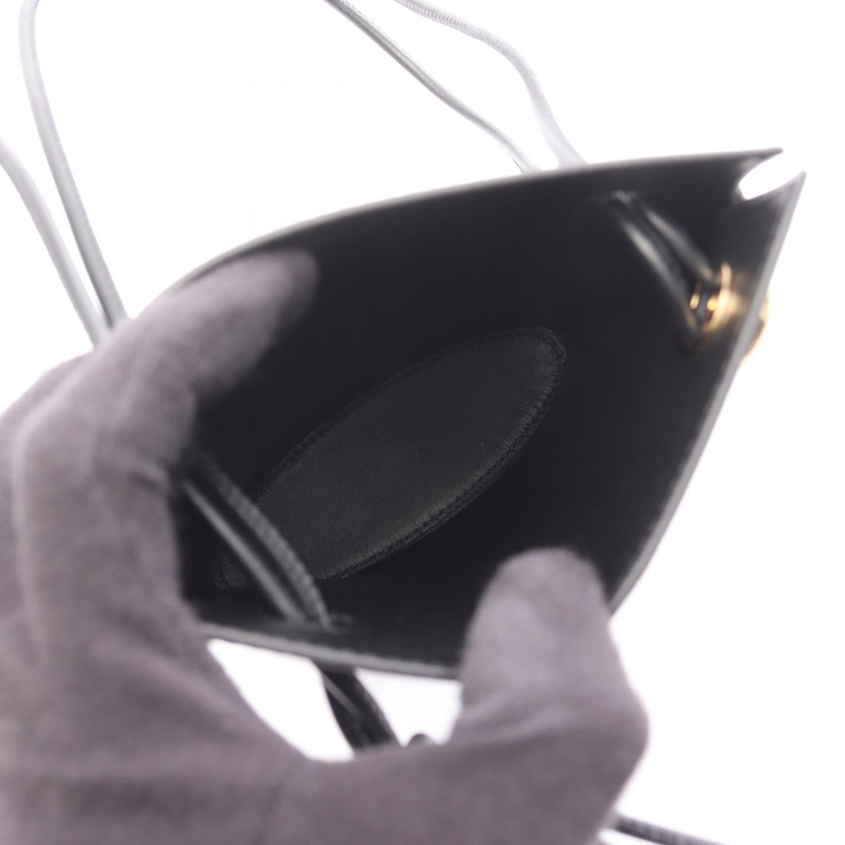 ロエベ ぺブルダイスポケット レザーショルダーバッグ