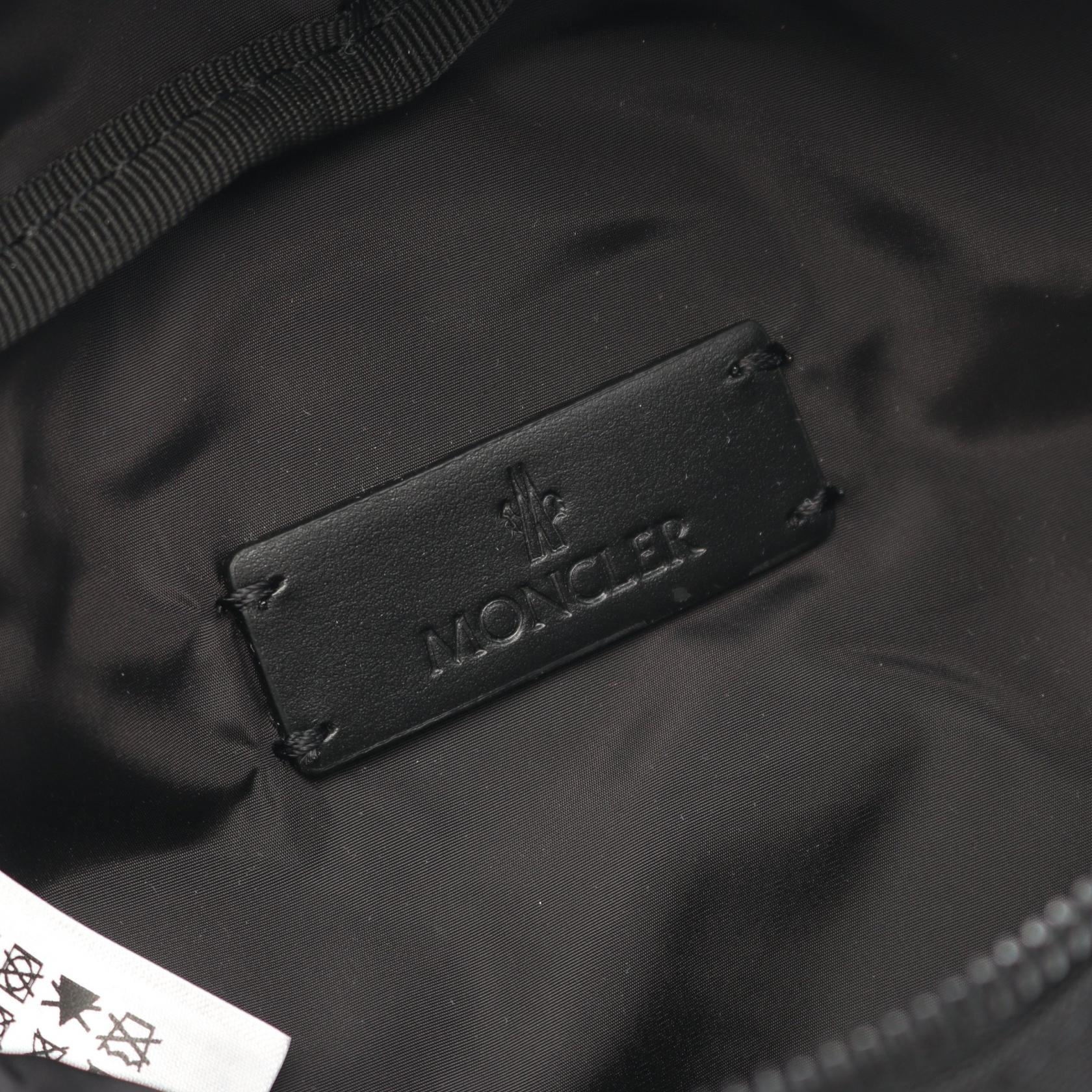 モンクレール DURANCE SMALL ナイロン レザー ウエストバッグ