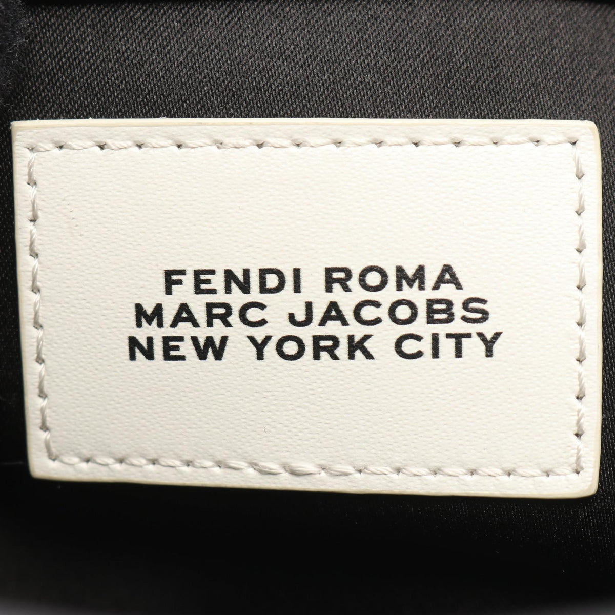 フェンディ FENDI × MARC JACOBS マンマバケット レザーショルダーバッグ