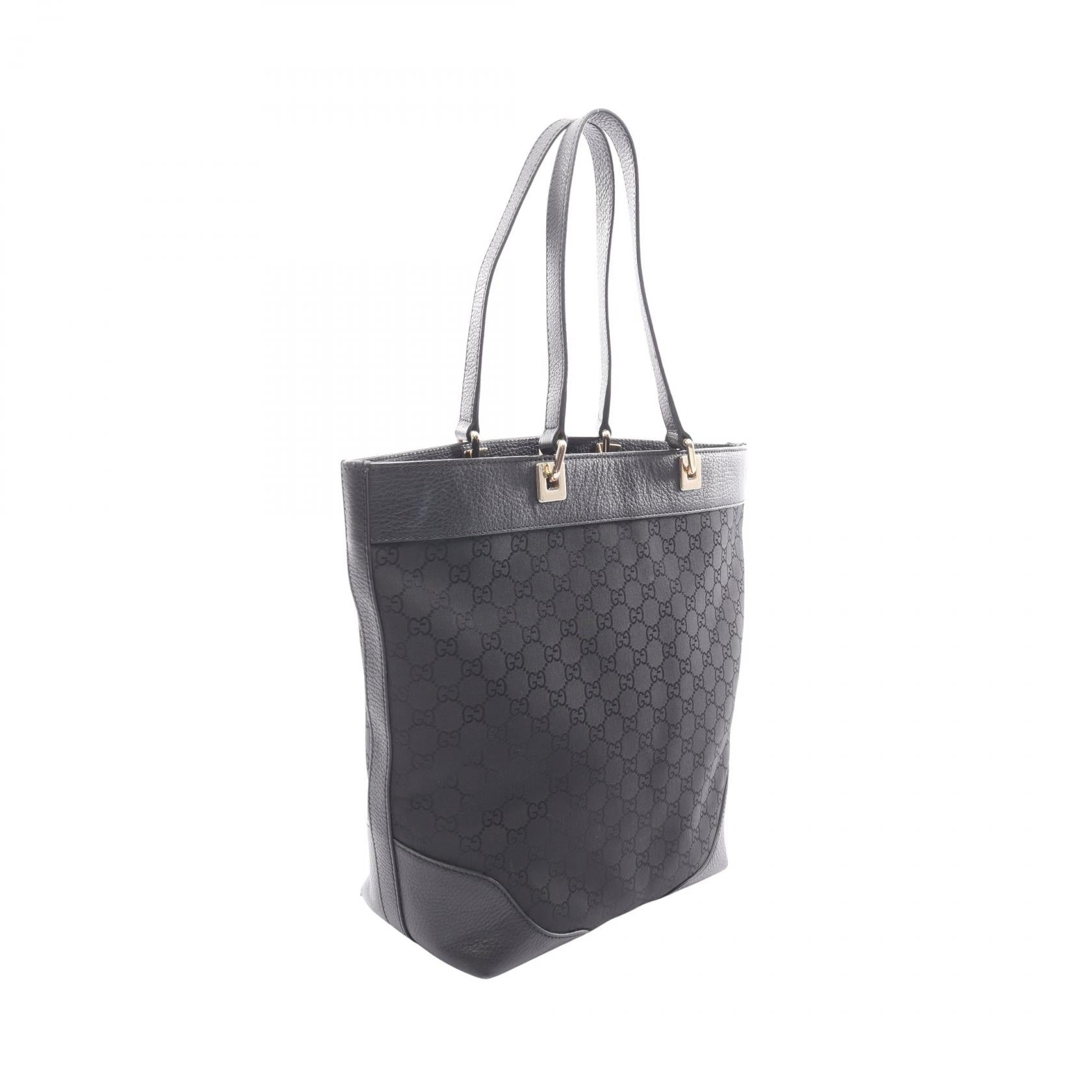 グッチ GGナイロンレザートートバッグ