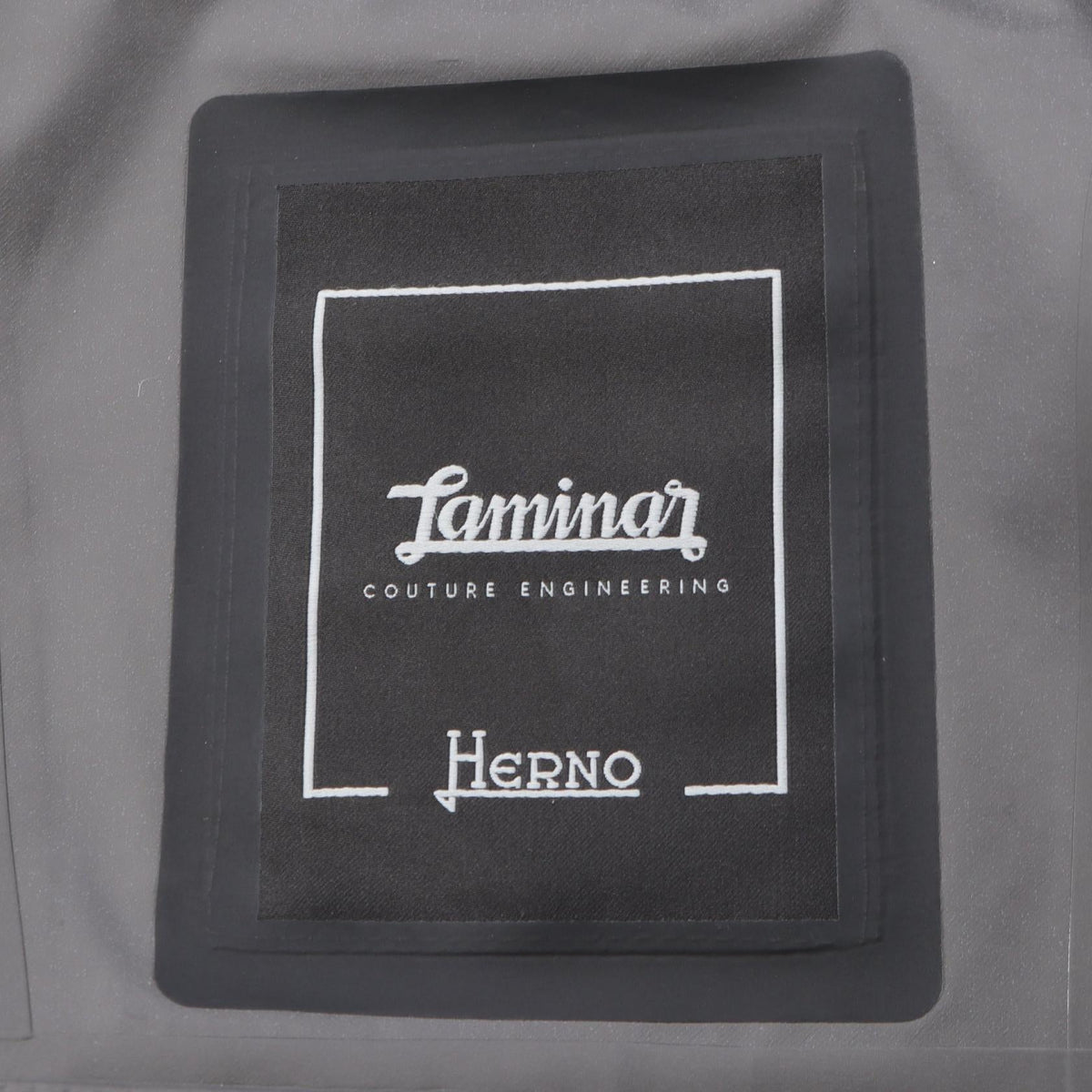 ヘルノ Laminar ポリエステルブルゾン