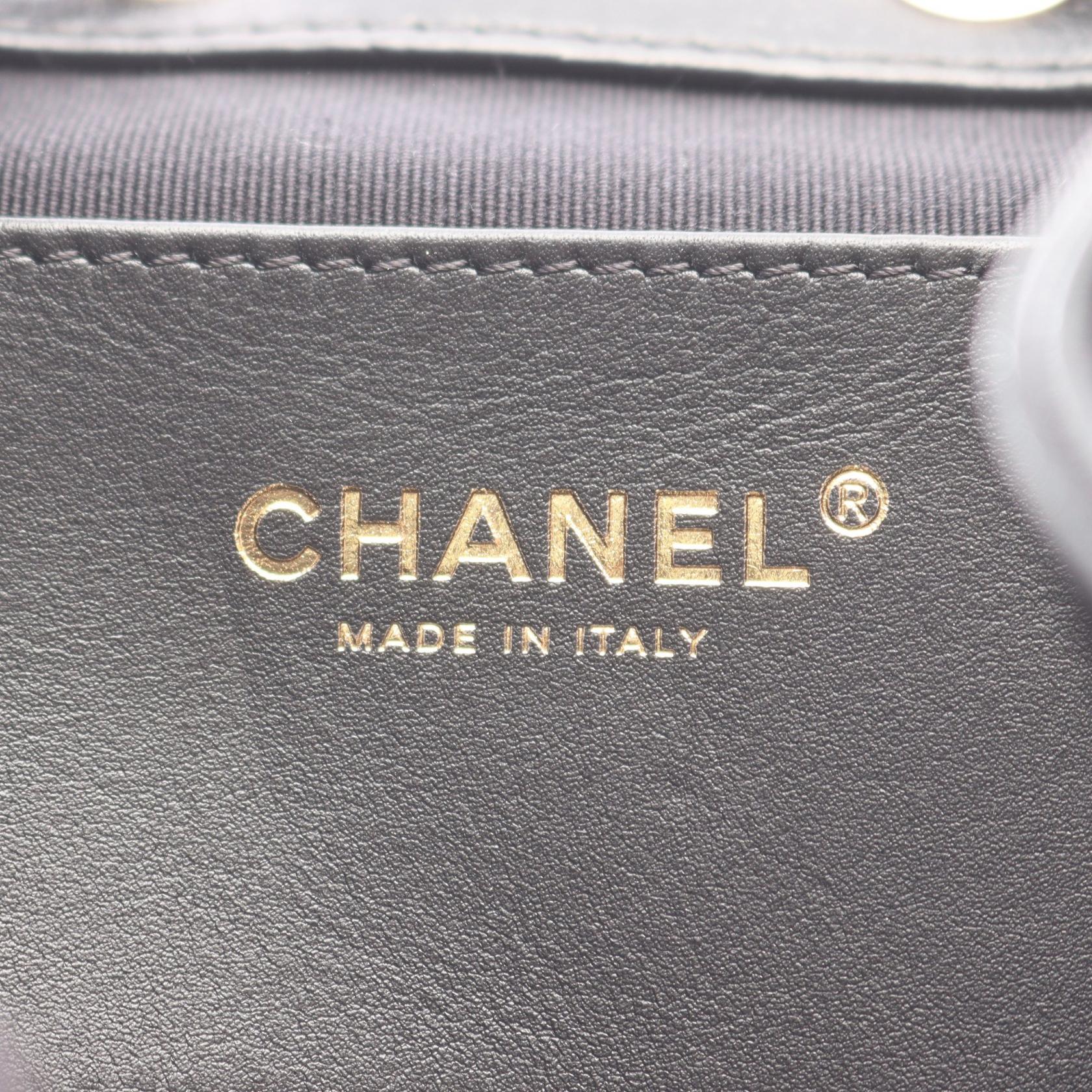 シャネル CHANEL19 ラムスキン バックパック
