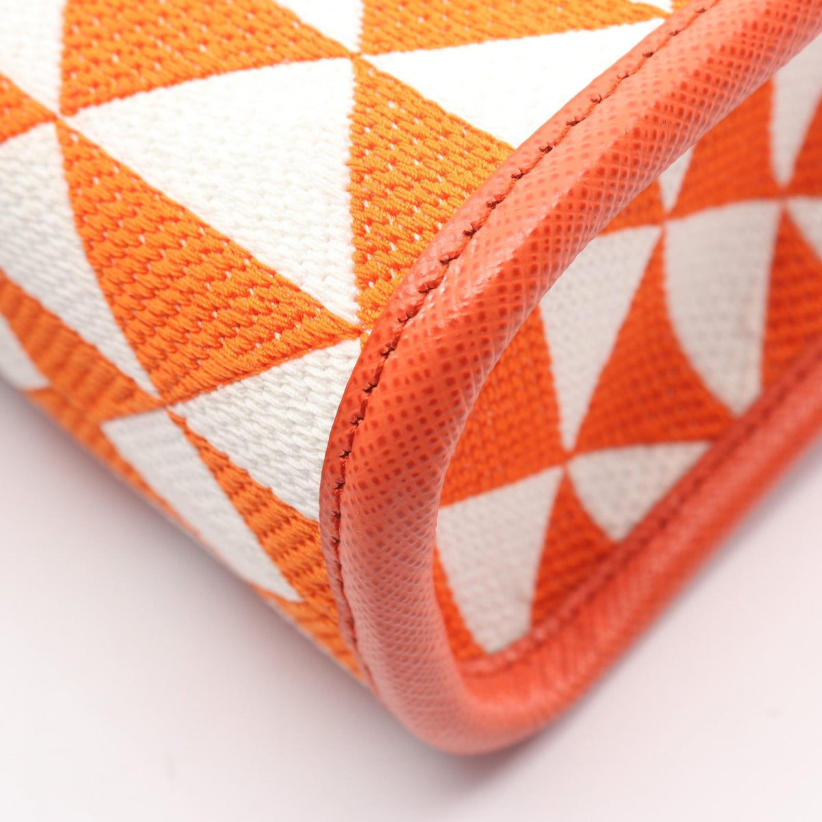 プラダ TRIANGOLO JACQUARD サフィアーノレザー 2WAYハンドバッグ