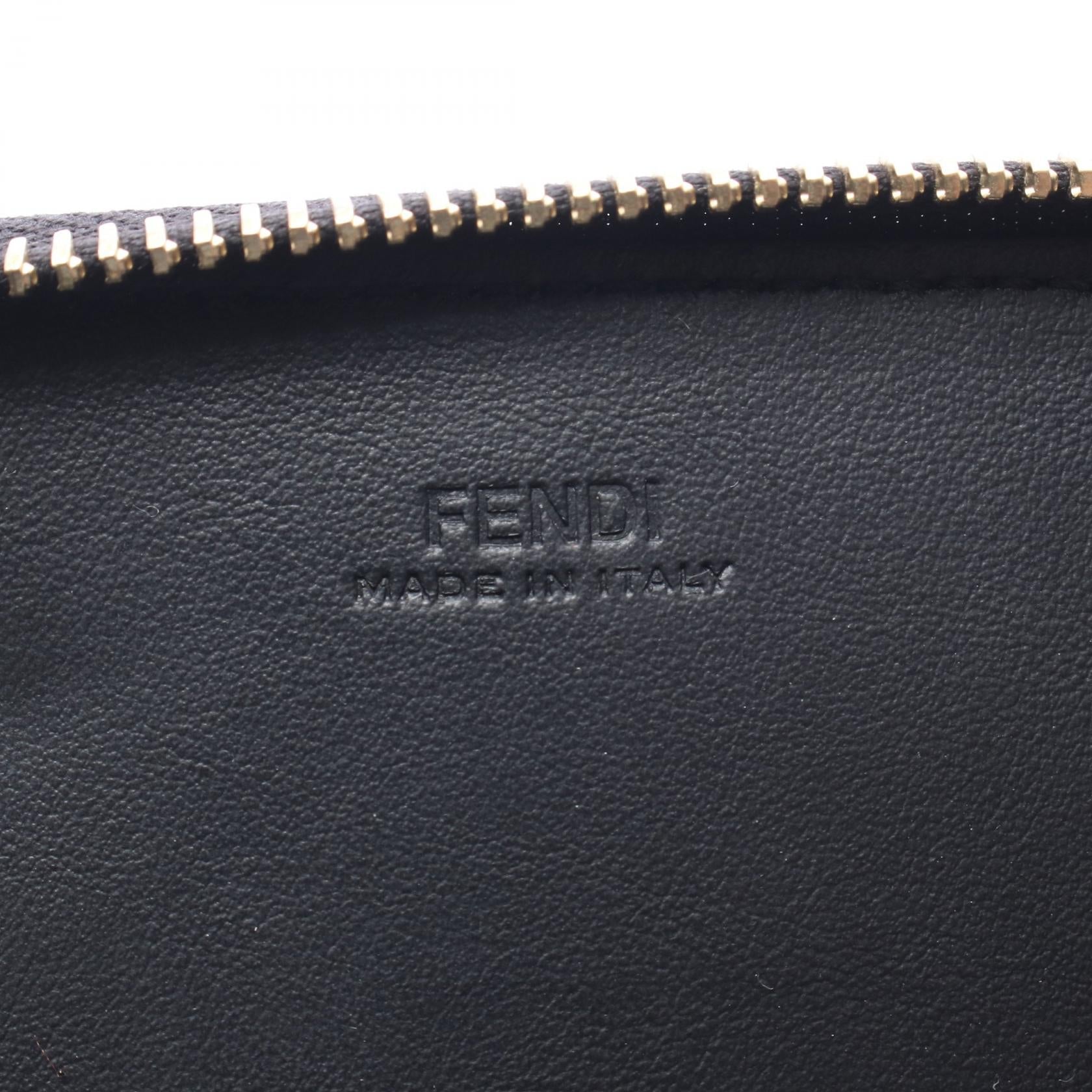 フェンディ バグズアイ レザー ラウンド長財布