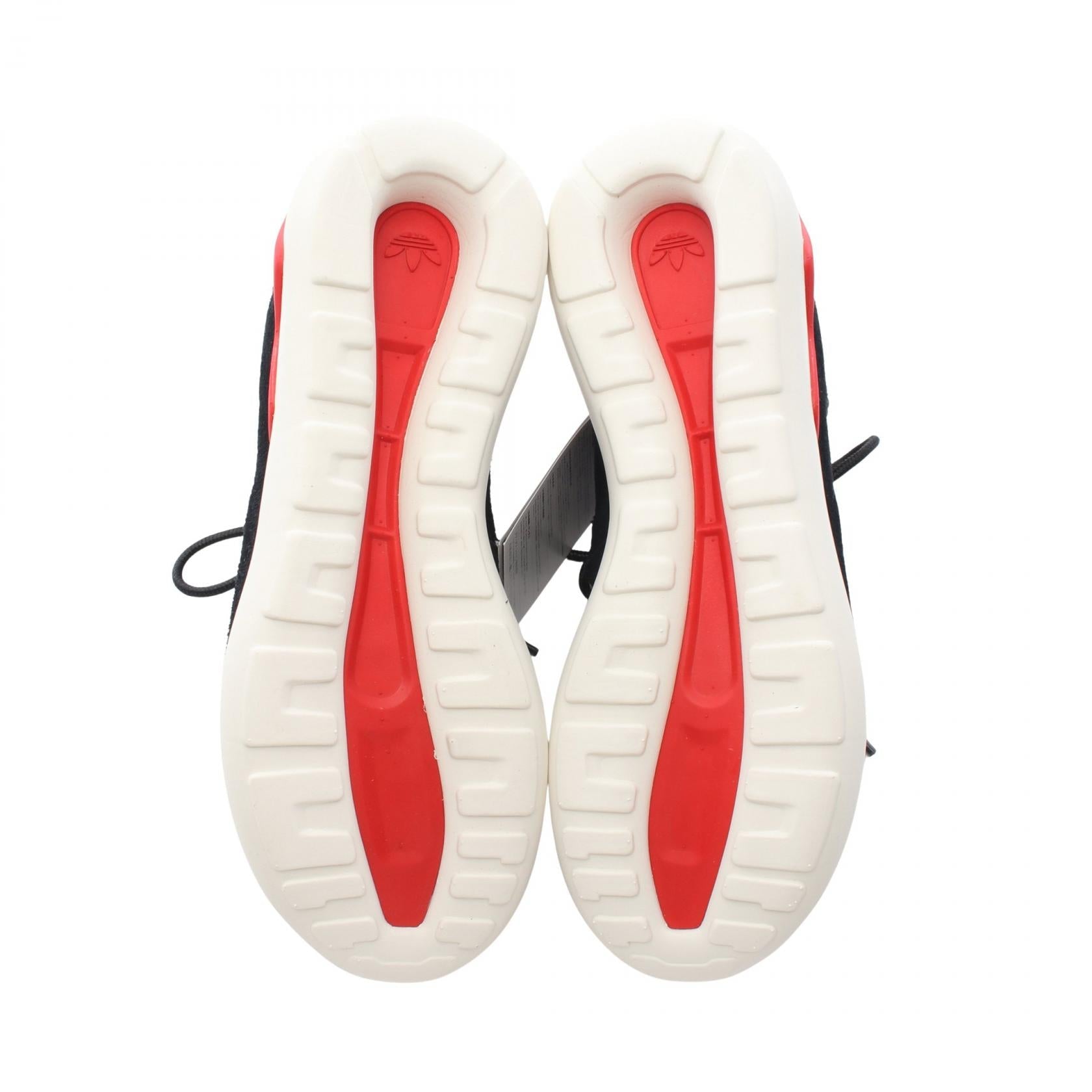 アディダス TUBULAR MOC RUNNER スニーカー