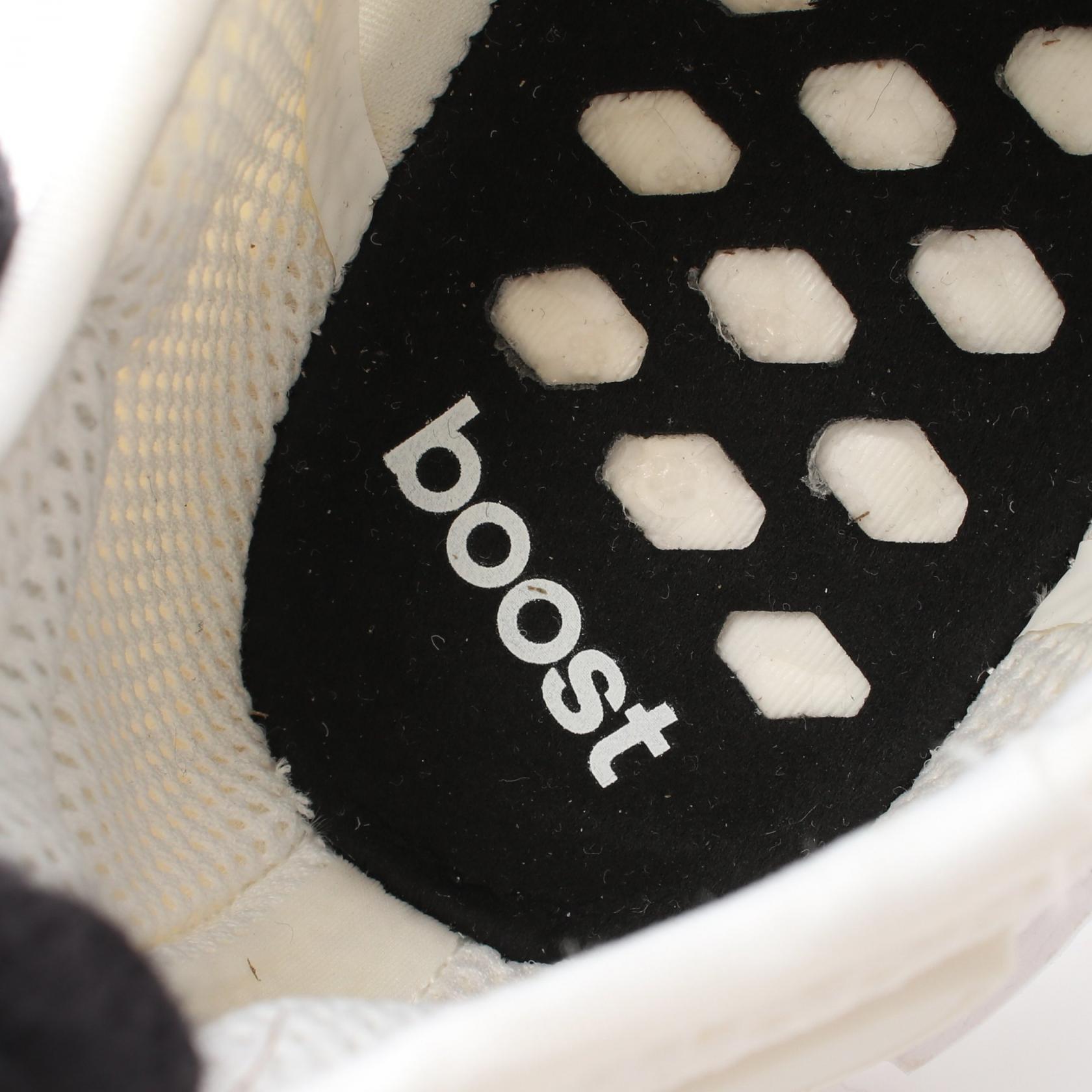 アディダス NMD RNR スニーカー