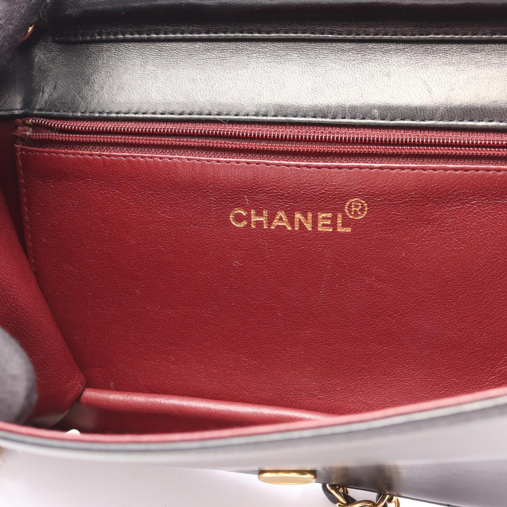 シャネル マトラッセ ラムスキン ショルダーバッグ