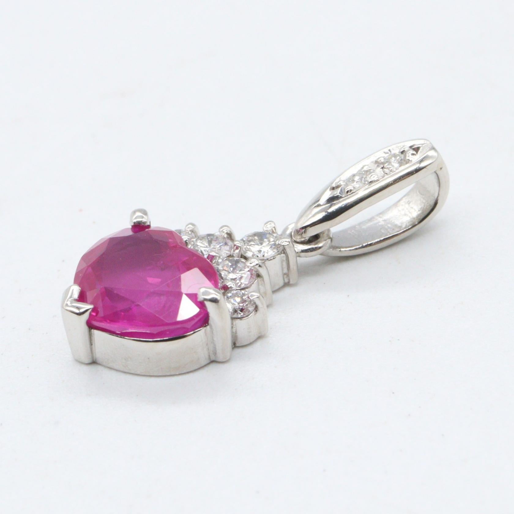 ジュエリー ルビー Pt900ペンダントトップ