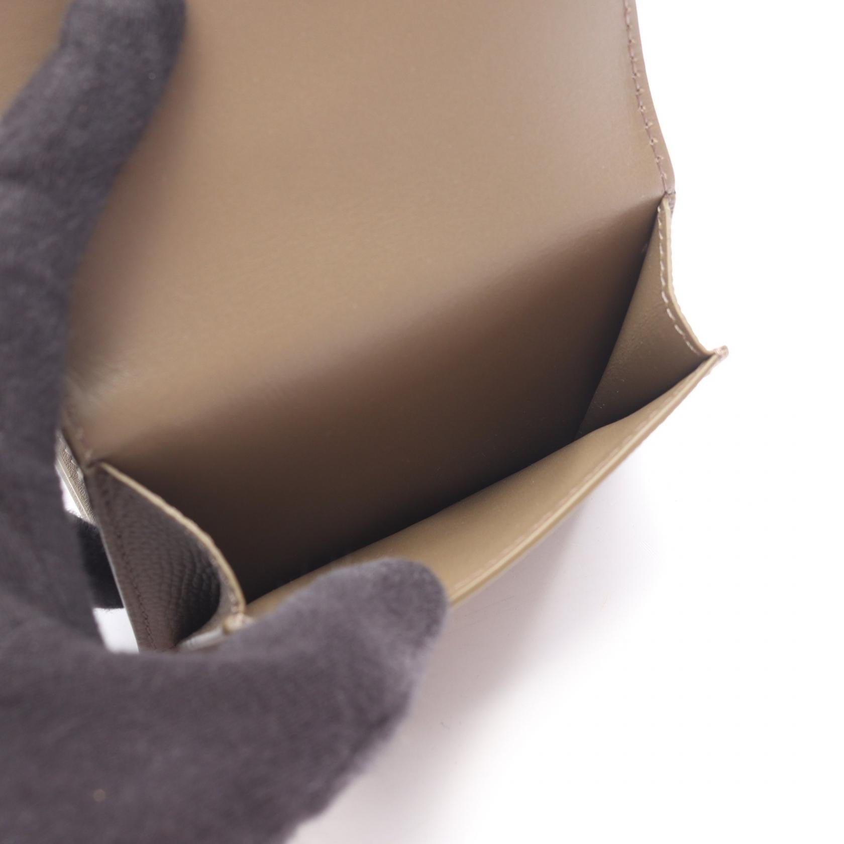 ロエベ アナグラム レザー三つ折り財布