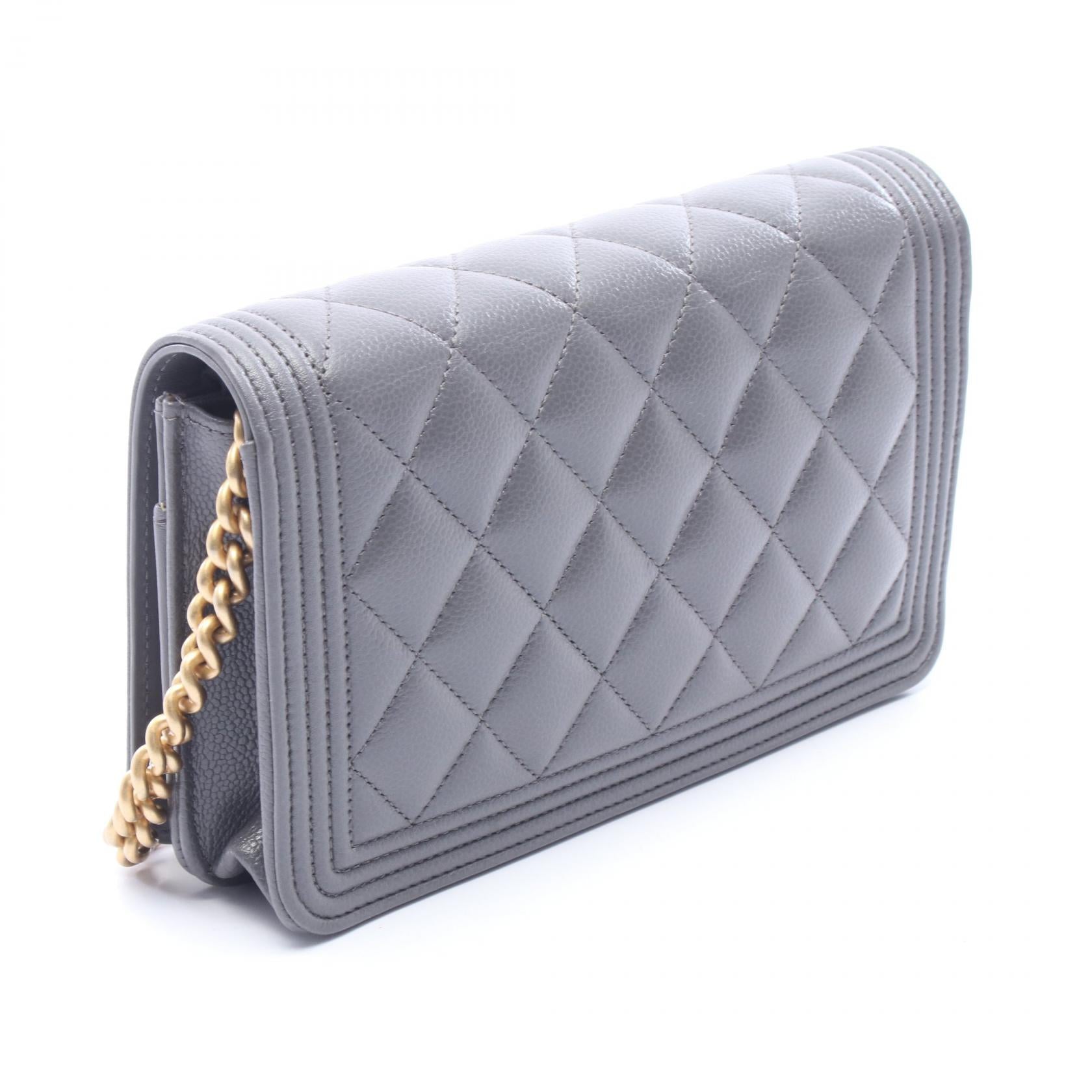 シャネル ボーイシャネル キャビアスキン ショルダーバッグ