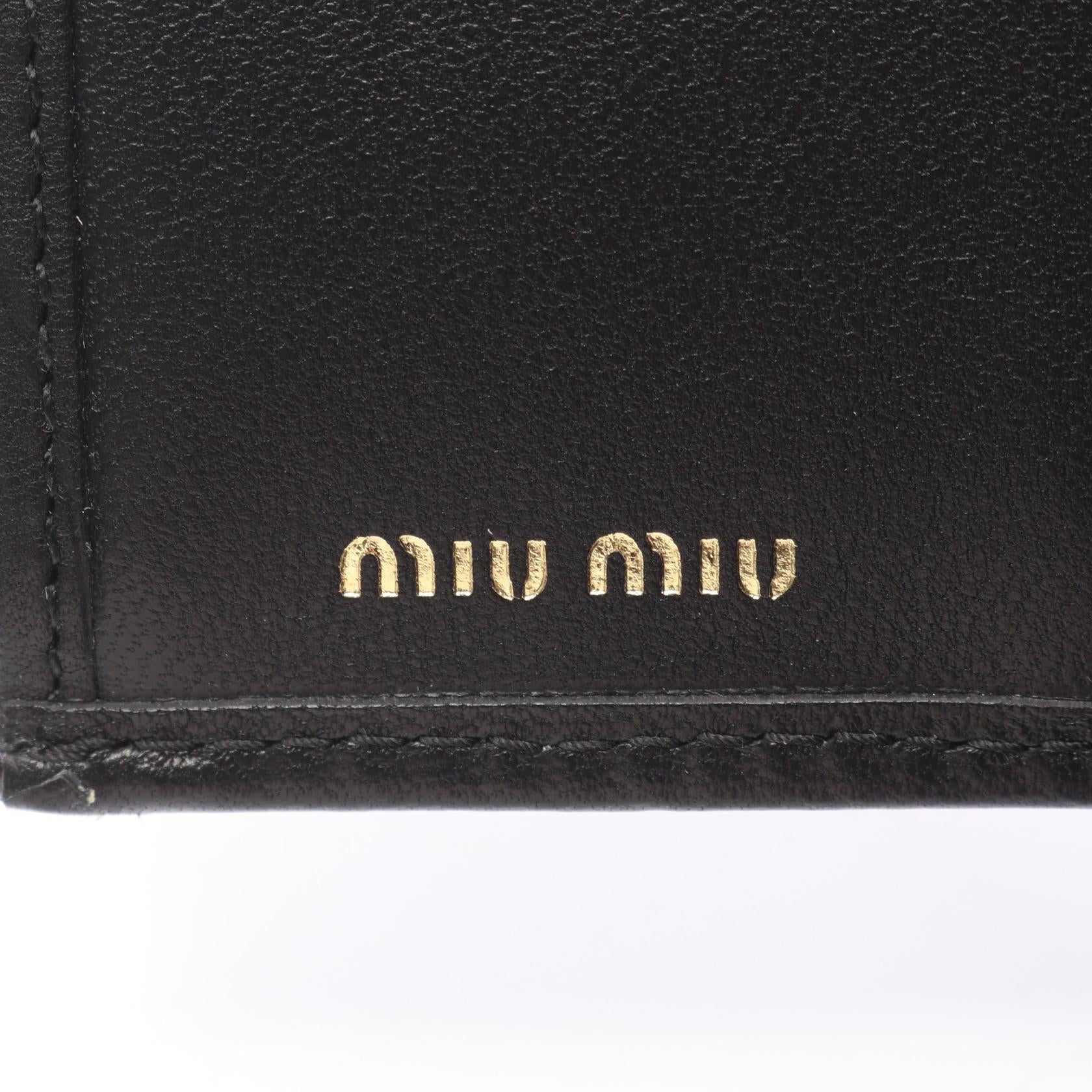 ミュウミュウ MATELASSE MIU レザー二つ折り財布