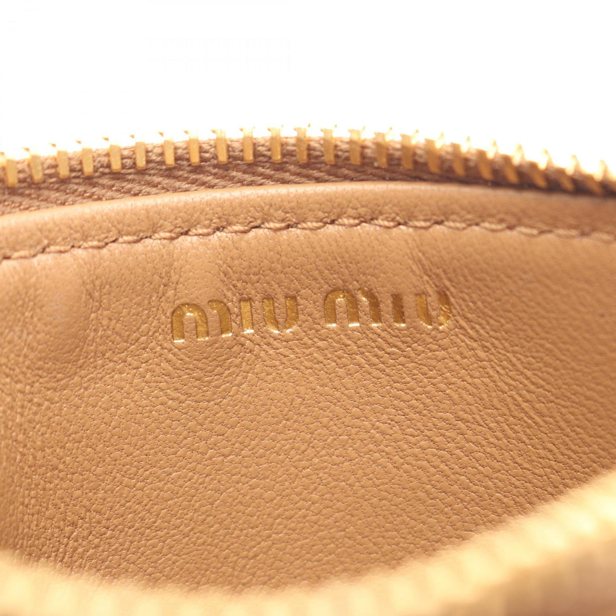 ミュウミュウ MATELASSE MIU レザーカードケース