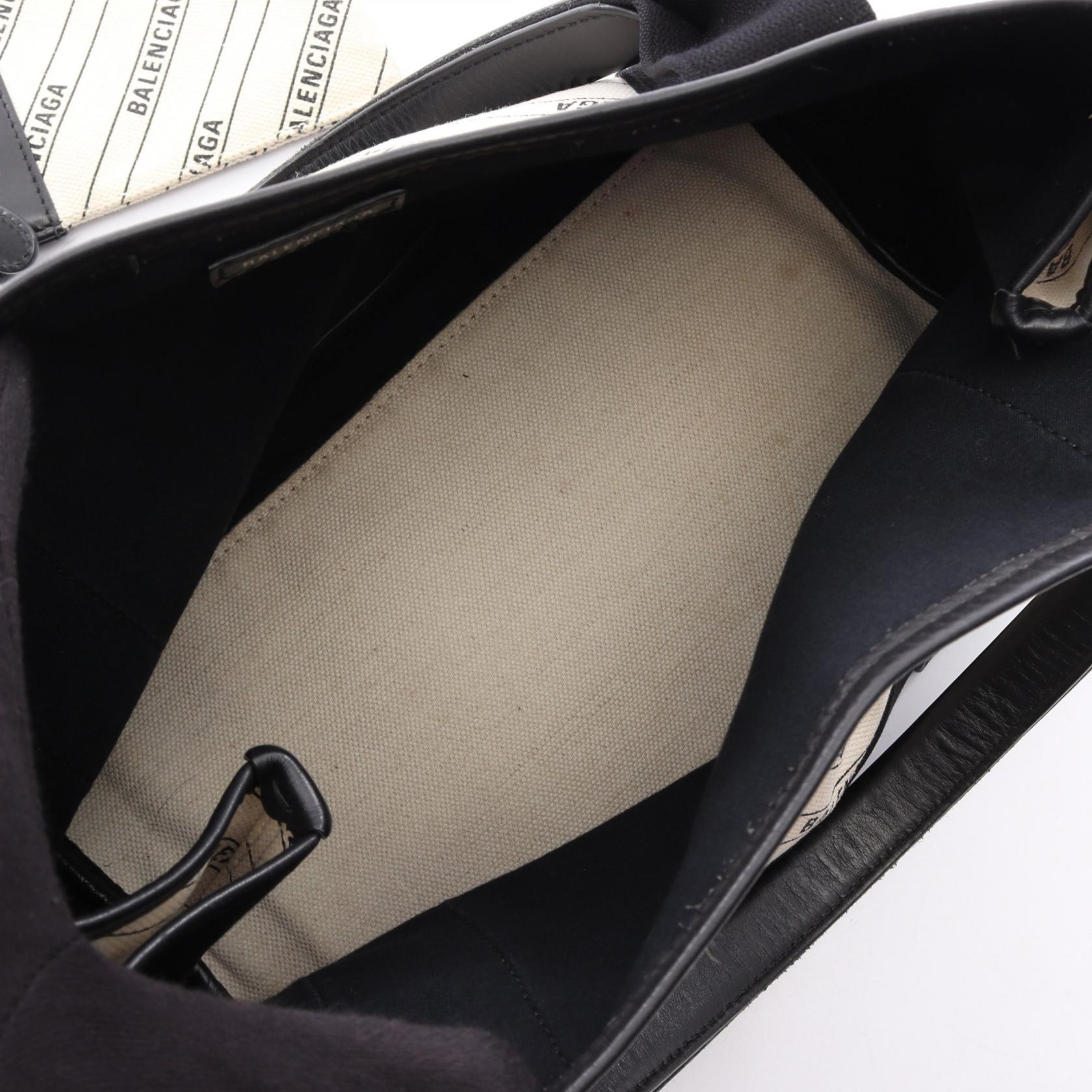 バレンシアガ NAVY CABAS レザートートバッグ