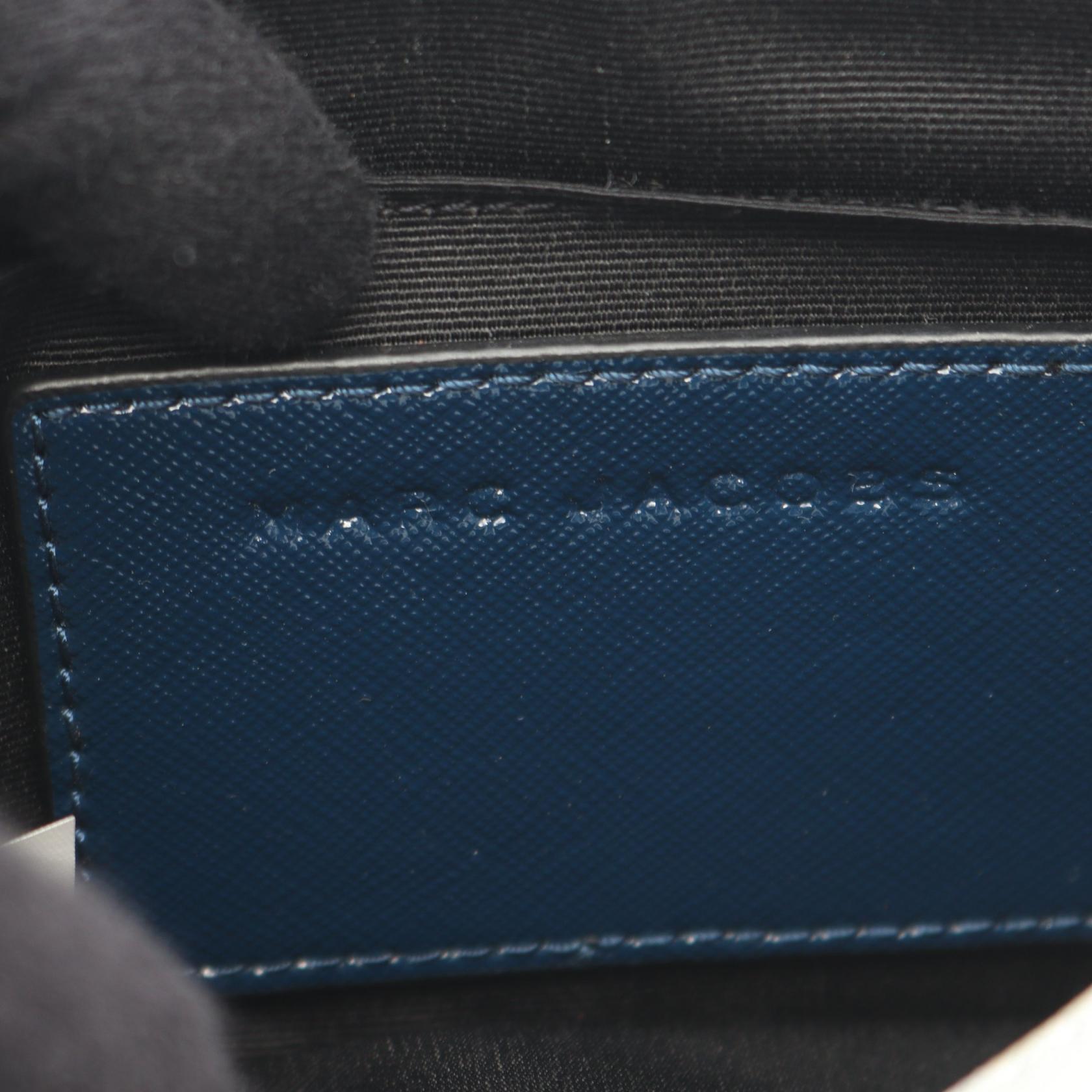 マークジェイコブス SNAPSHOT レザーショルダーバッグ