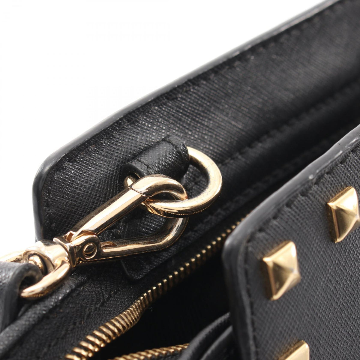 マイケルコース SELMA SUTUDDED MEDIUM MESSENGER レザーショルダーバッグ