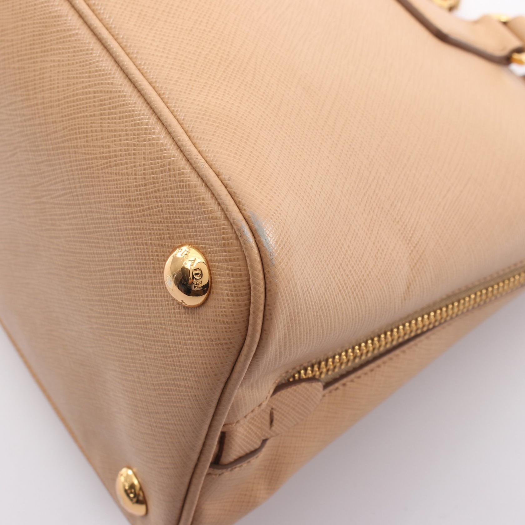 プラダ SAFFIANO LUX ハンドバッグ